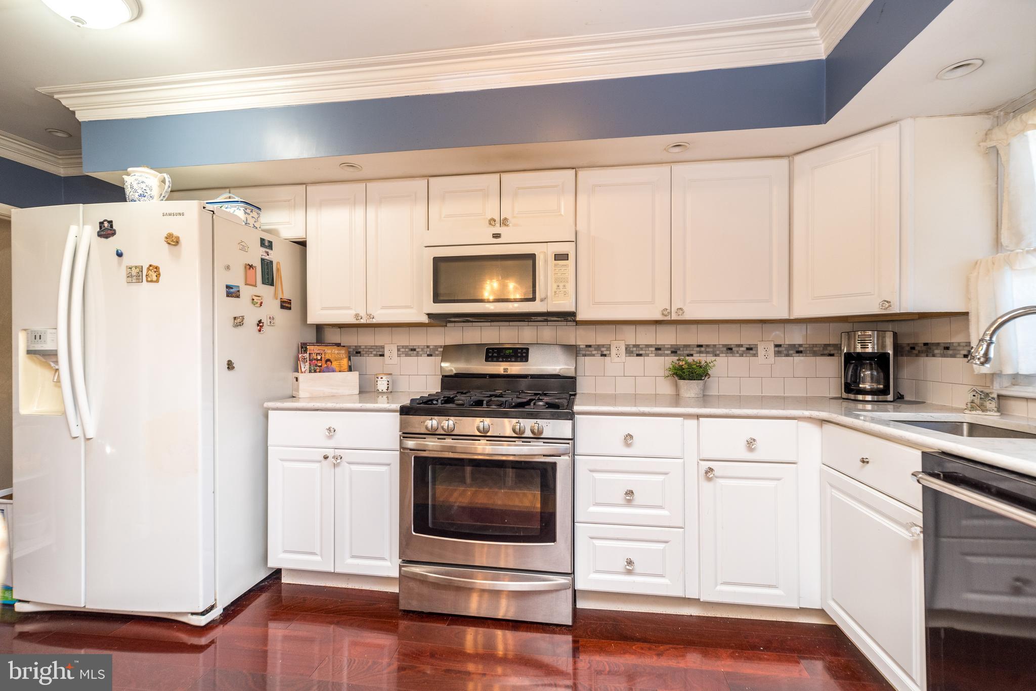 MAYFAIR - Residential