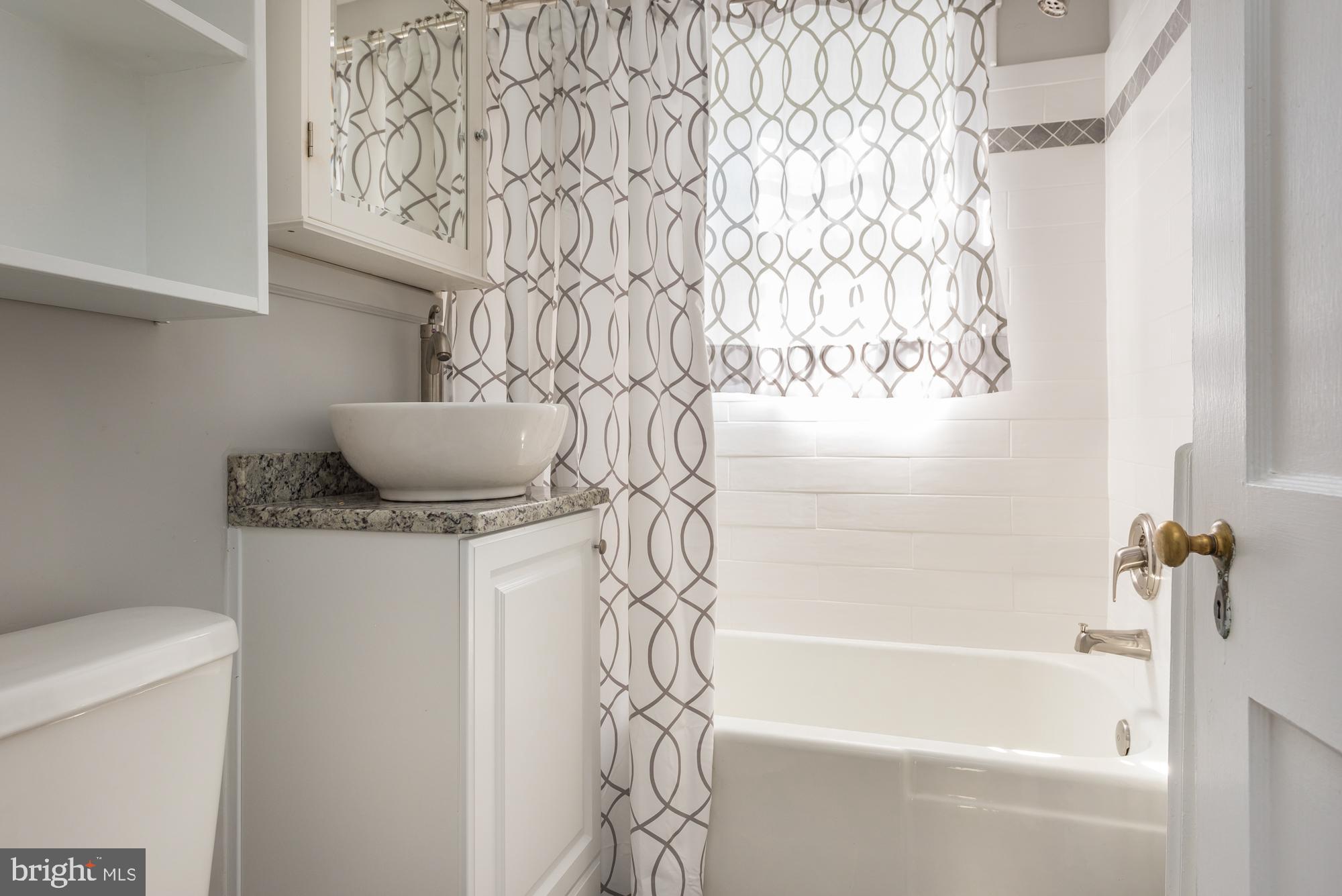 MURRAY HILL - Residential Lease