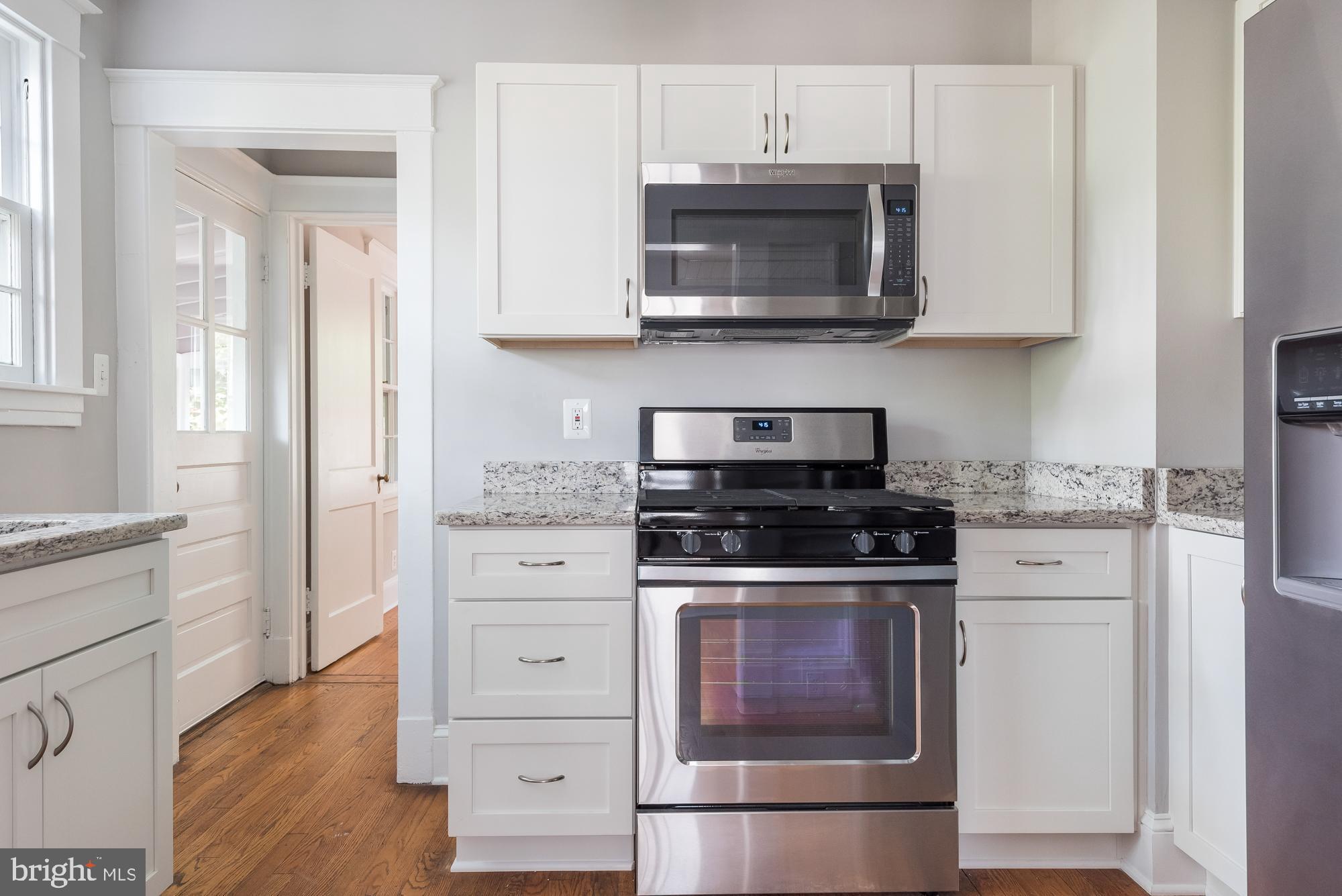 MURRAY HILL - Residential Lease