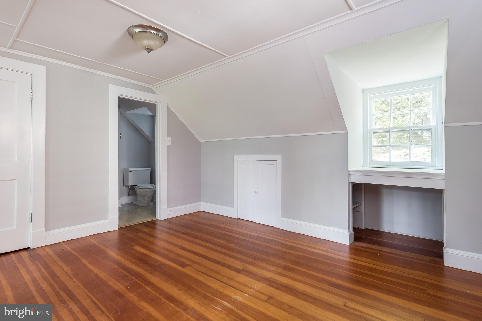 MURRAY HILL - Residential Lease