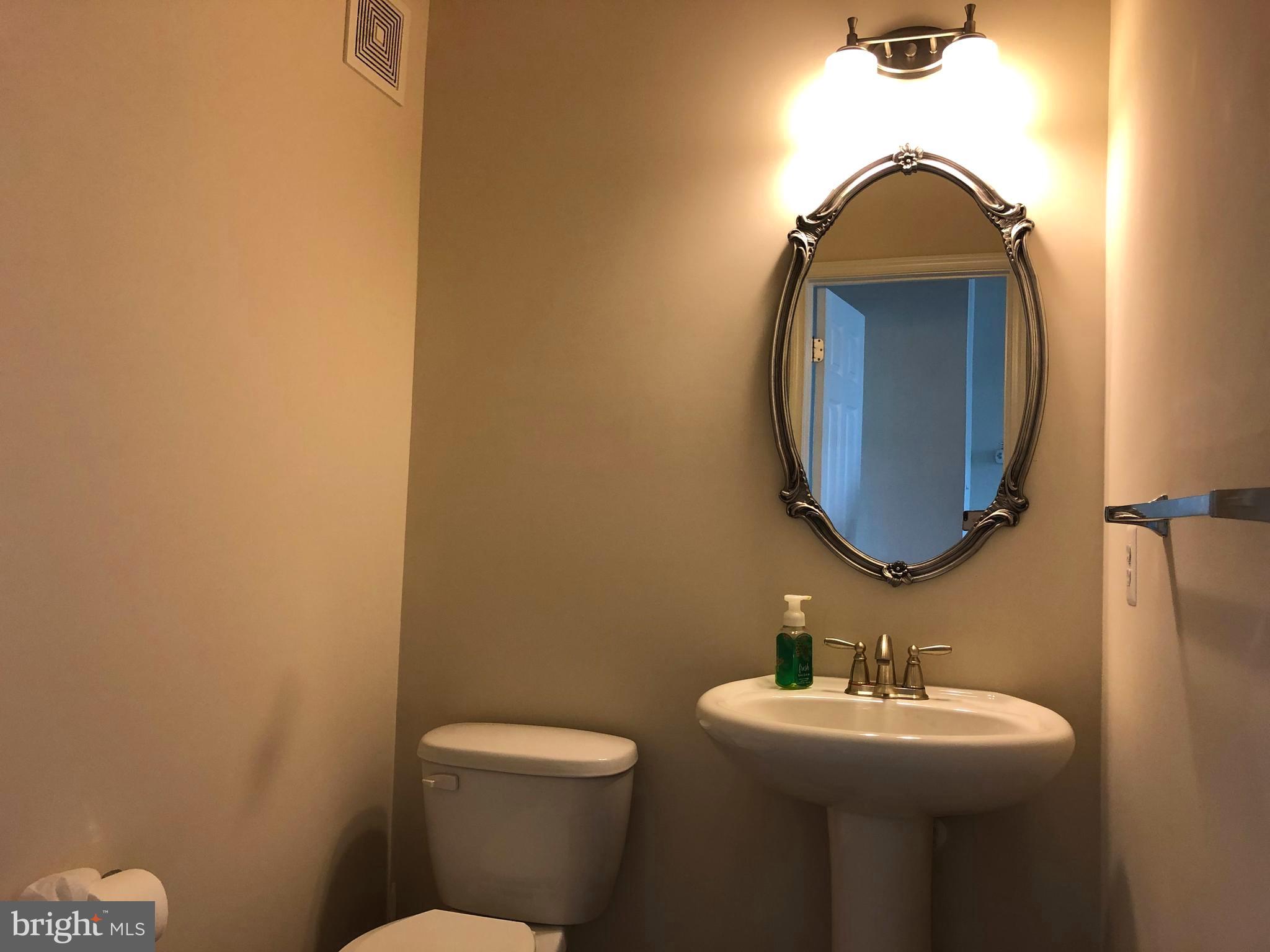 AVONLEA - Residential Lease