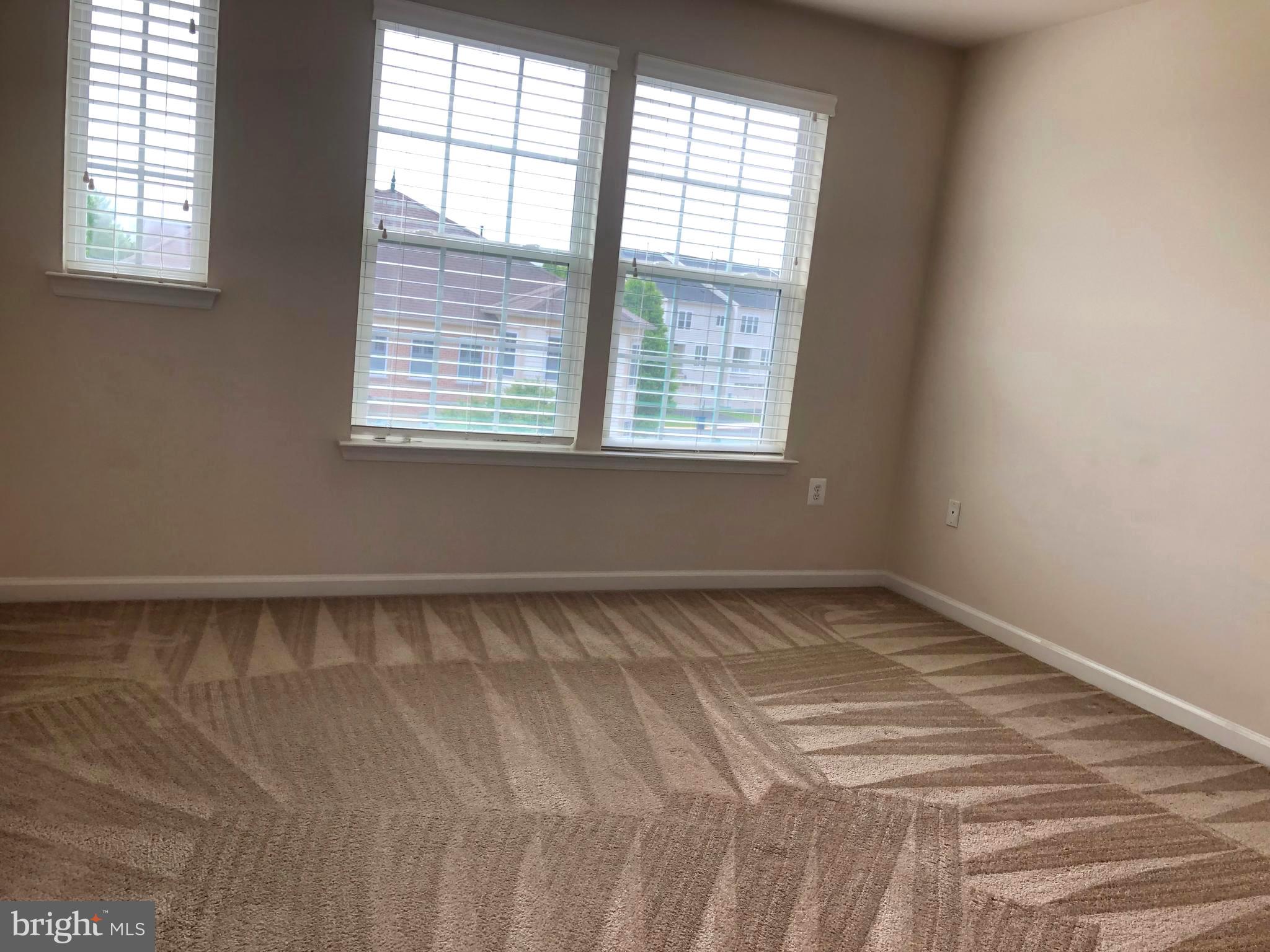 AVONLEA - Residential Lease