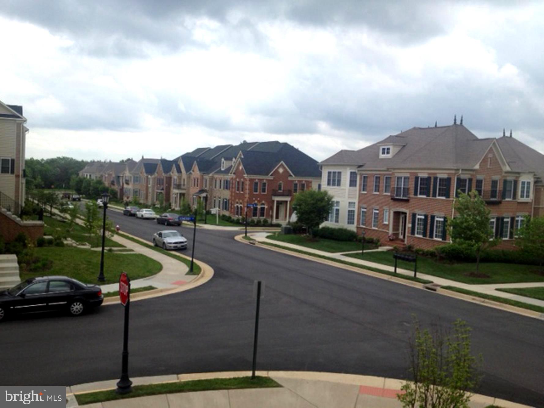 AVONLEA - Residential Lease