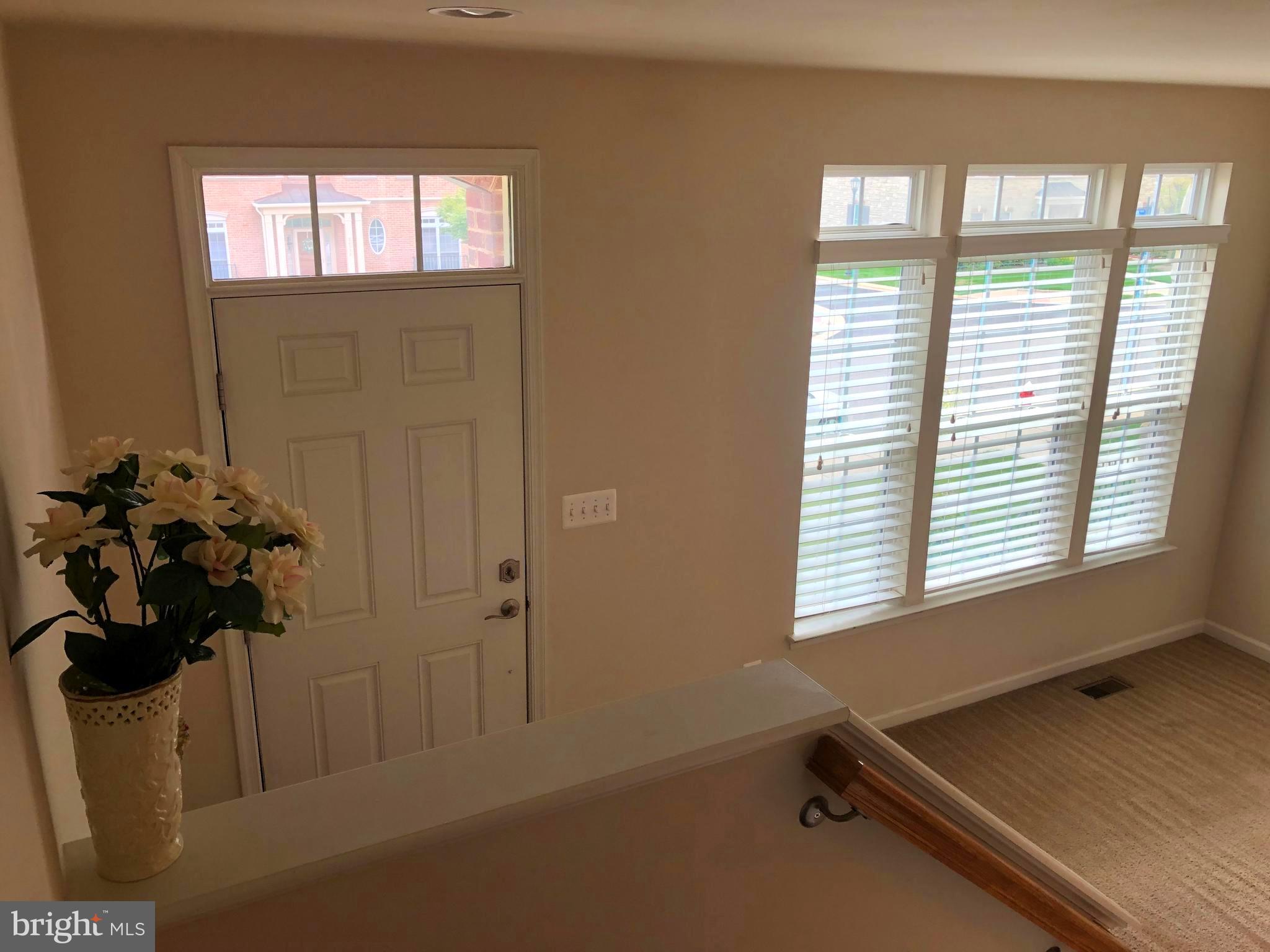 AVONLEA - Residential Lease