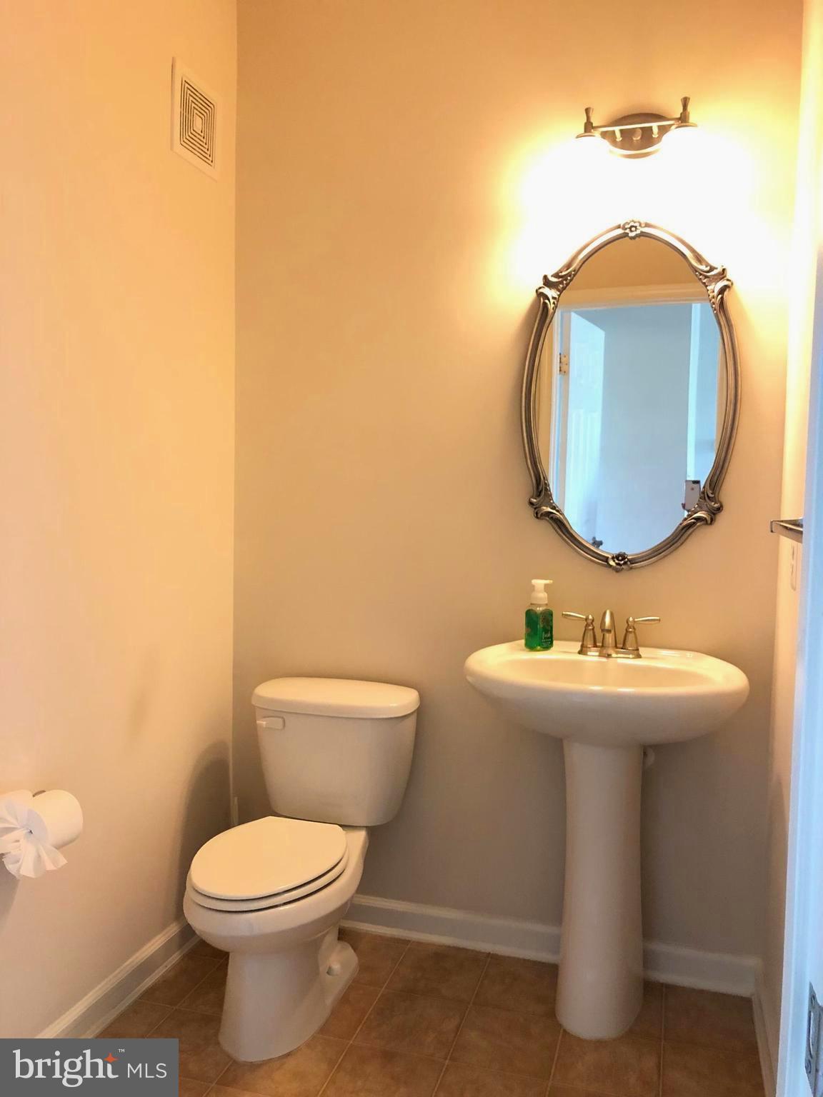 AVONLEA - Residential Lease