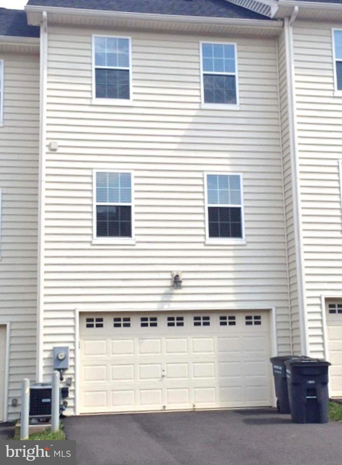 AVONLEA - Residential Lease