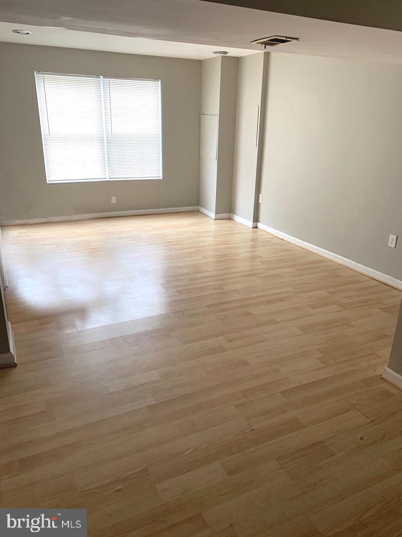 LOTTSFORD TOWNHOUSES - Residential Lease