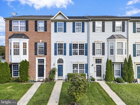 Townhouse For Sale - 669 Hunting Fields Road<br/> MIDDLE RIVER, MD 21220