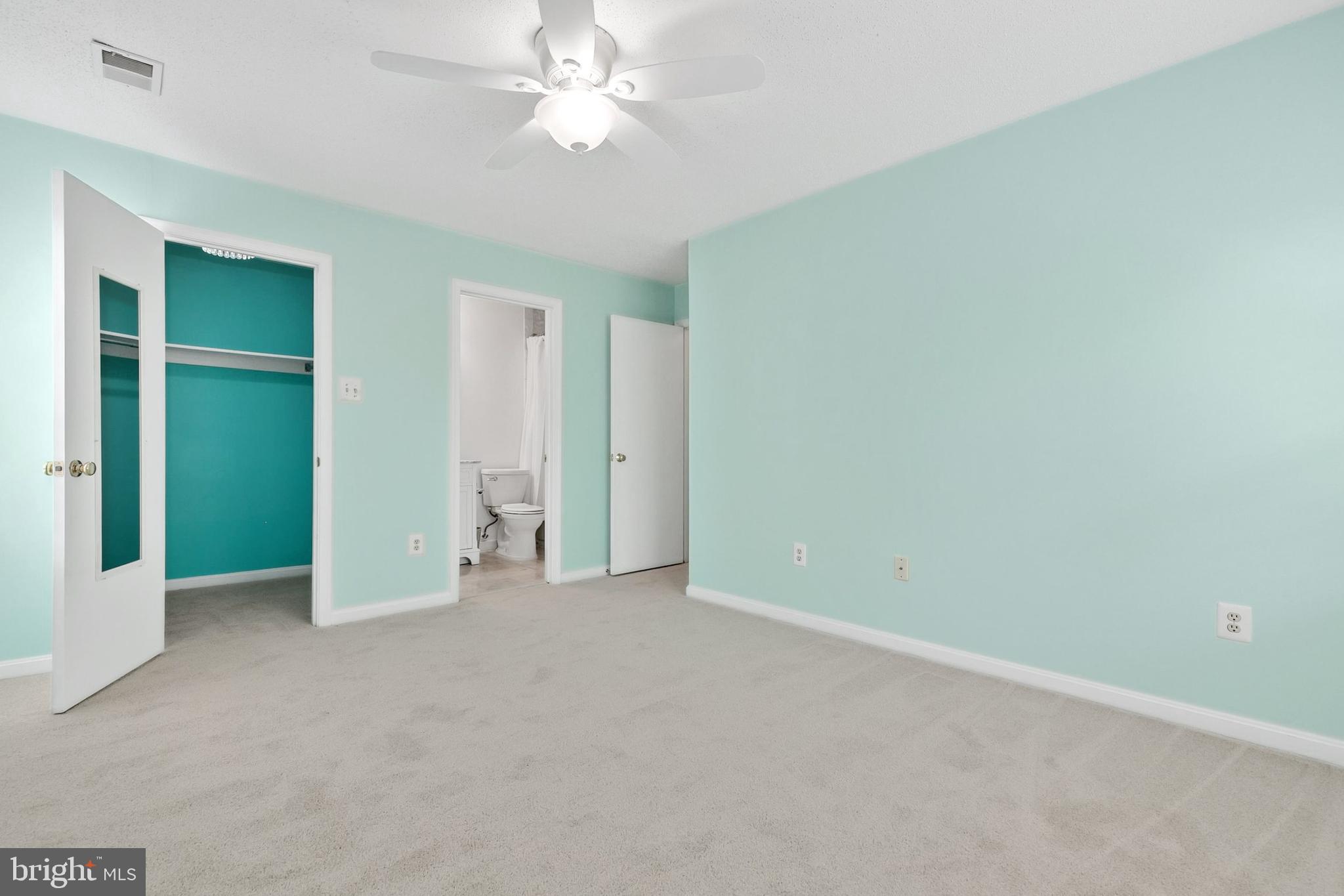 WINTERGATE AT LONGMEAD CROSSING - Residential