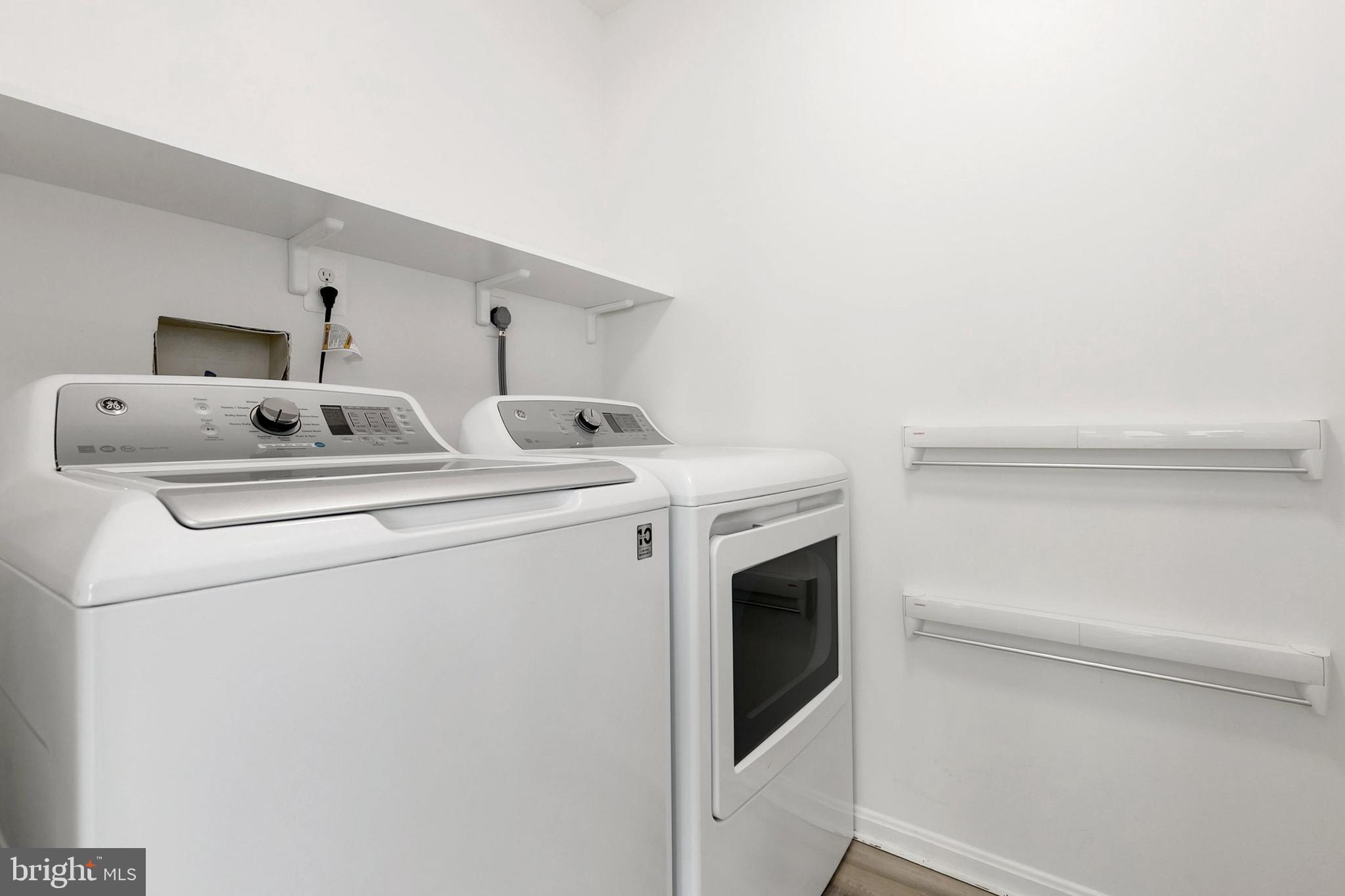 WINTERGATE AT LONGMEAD CROSSING - Residential