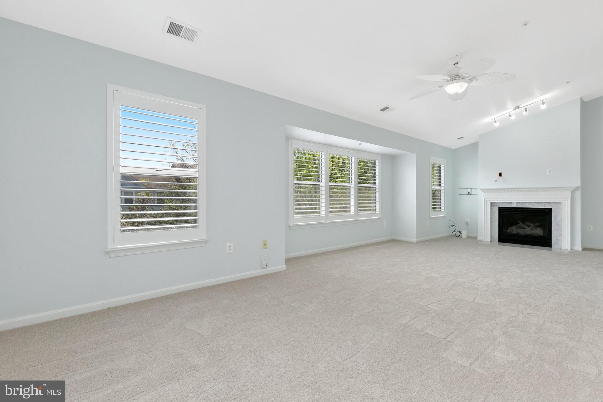 WINTERGATE AT LONGMEAD CROSSING - Residential