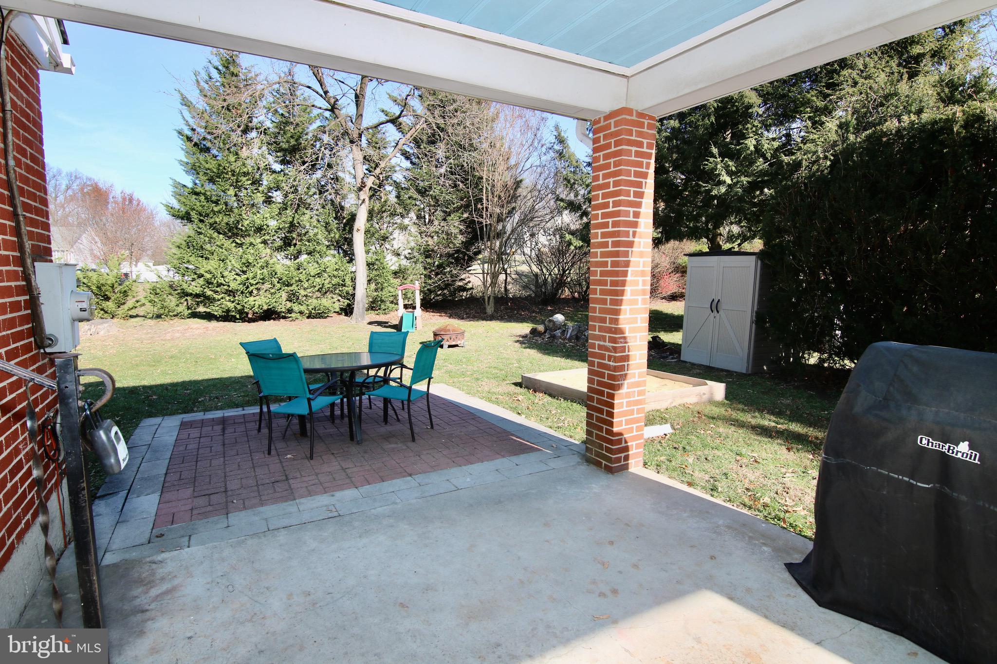 CEDARHURST - Residential