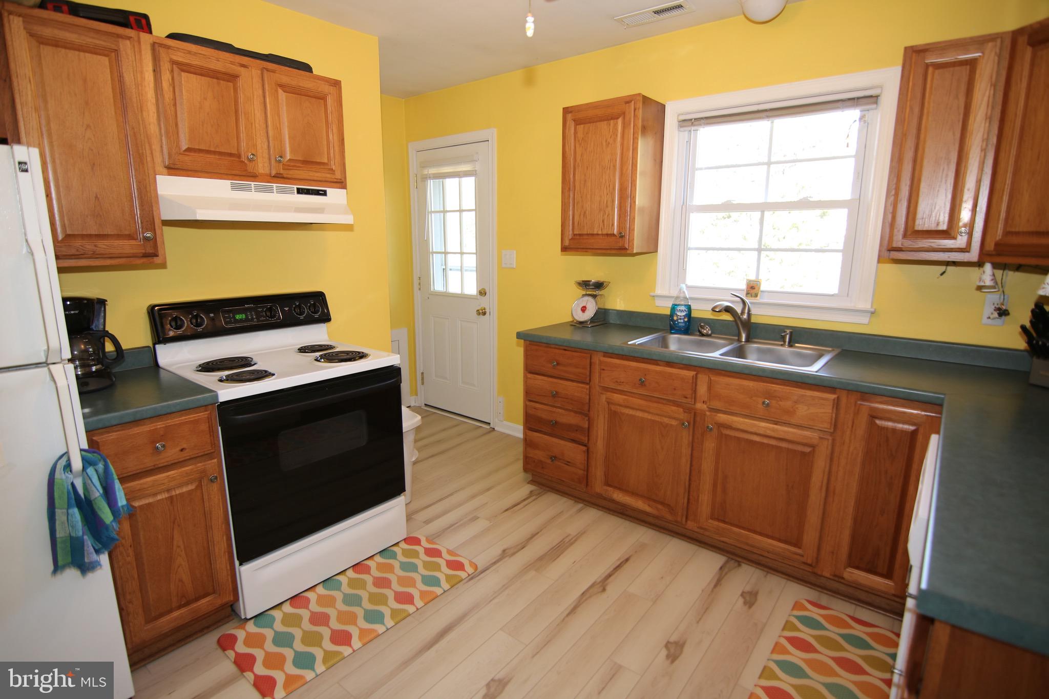 CEDARHURST - Residential