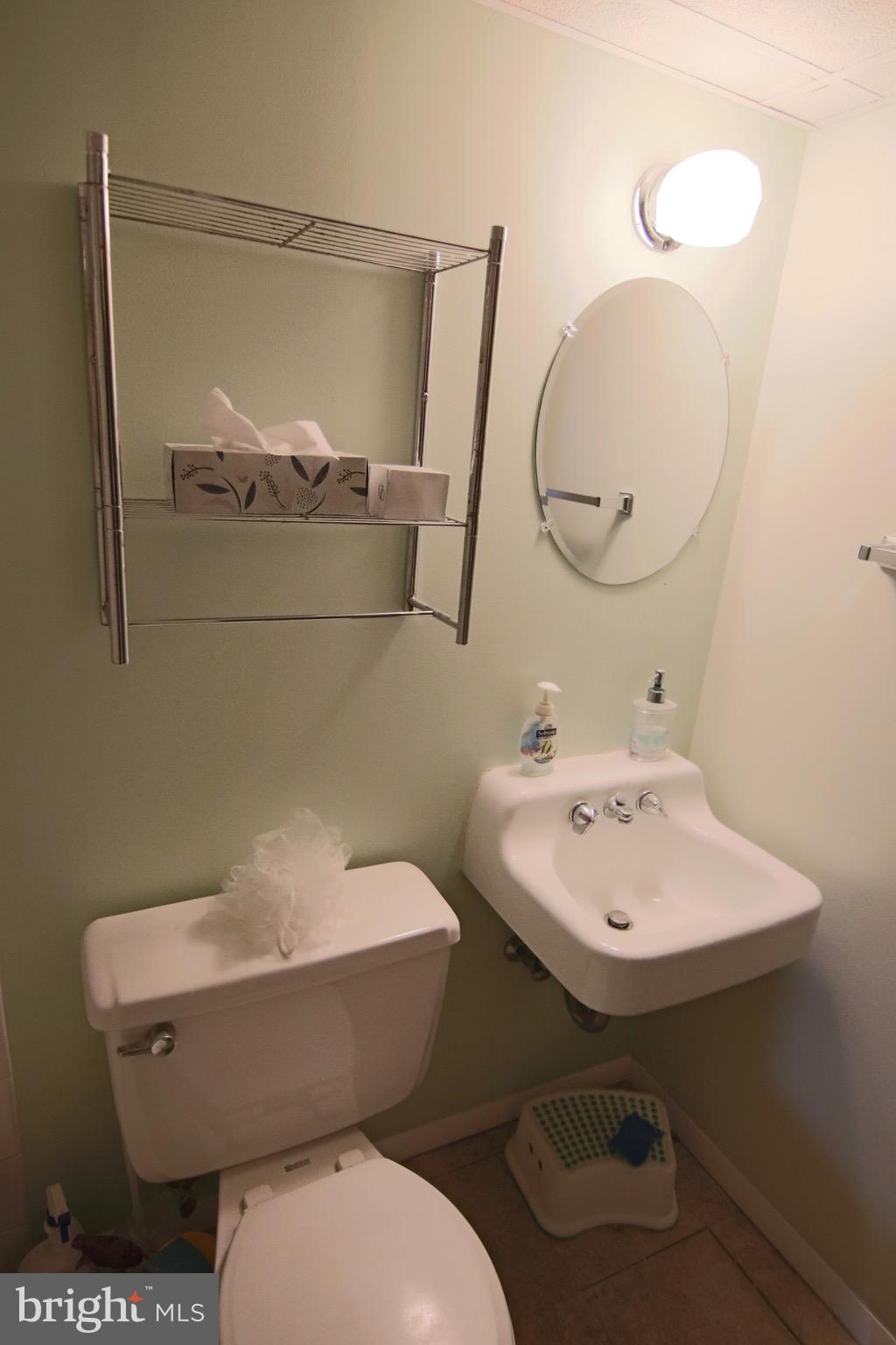 CEDARHURST - Residential