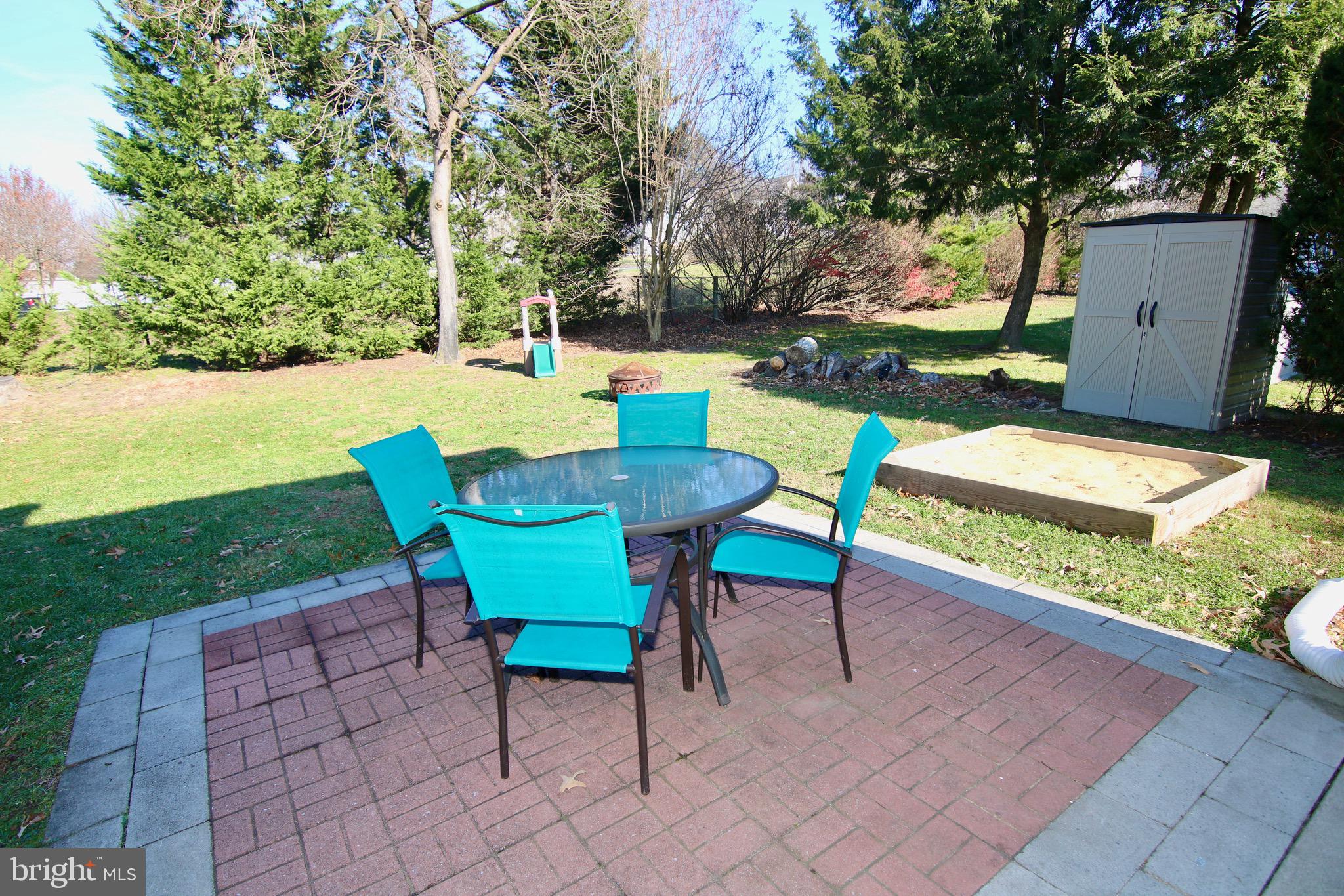 CEDARHURST - Residential