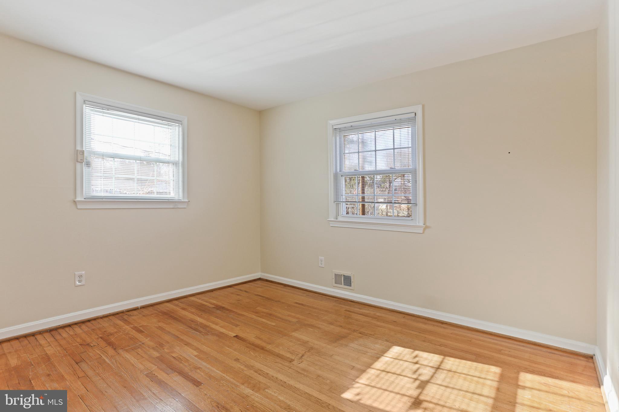 POTOMAC WOODS - Residential