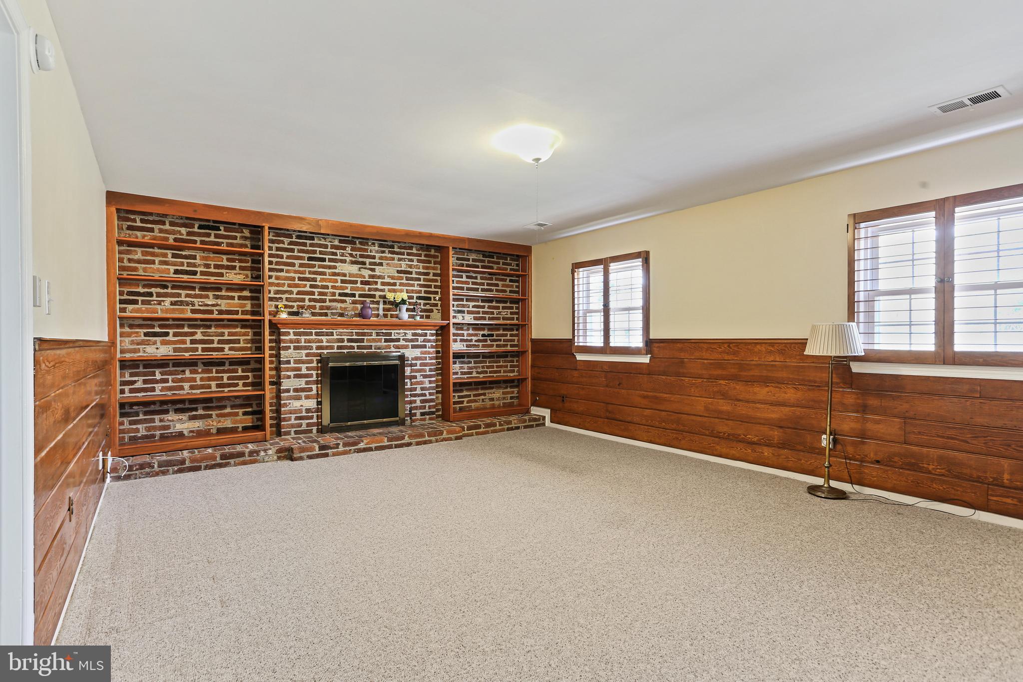 POTOMAC WOODS - Residential