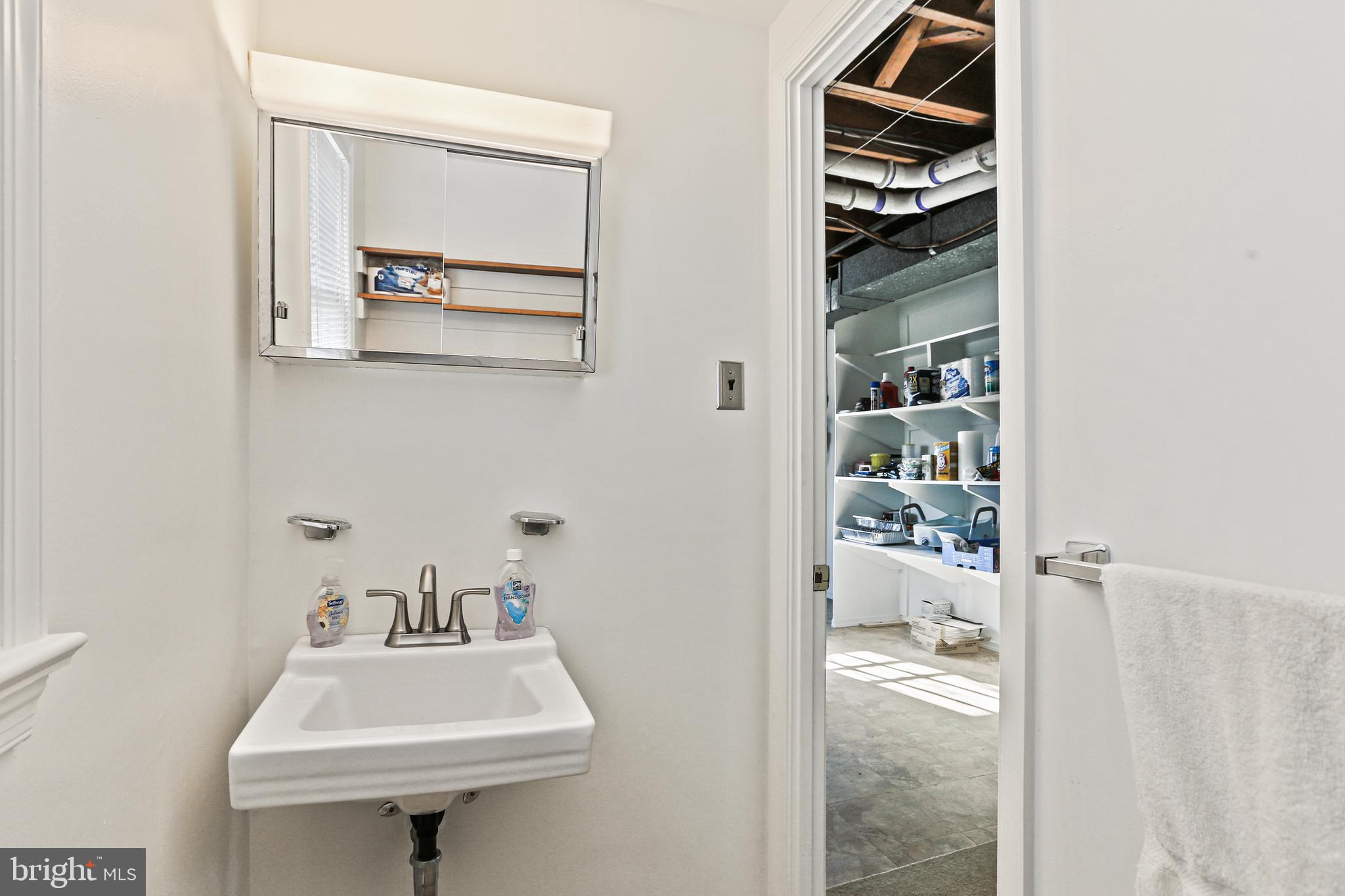 POTOMAC WOODS - Residential