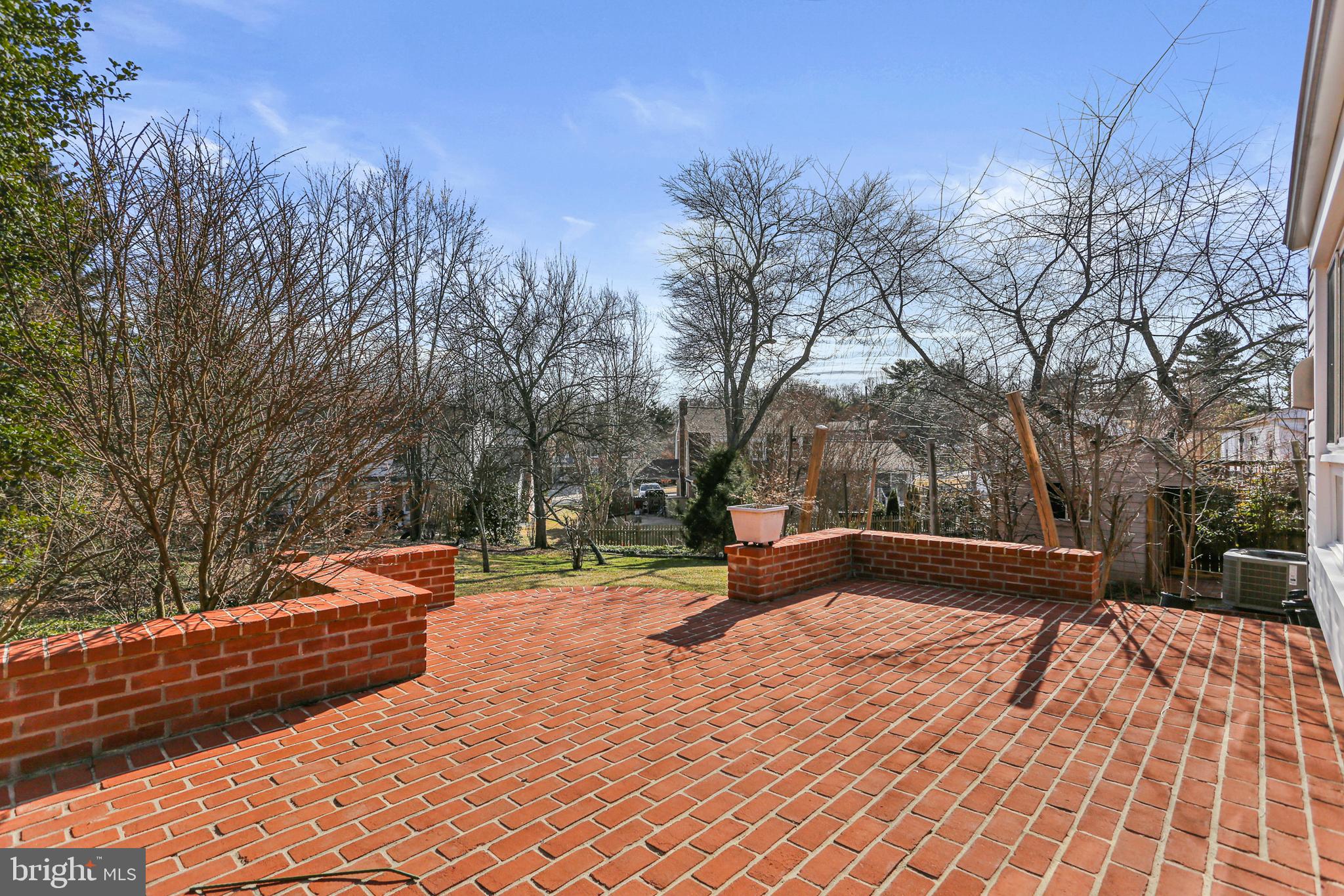 POTOMAC WOODS - Residential