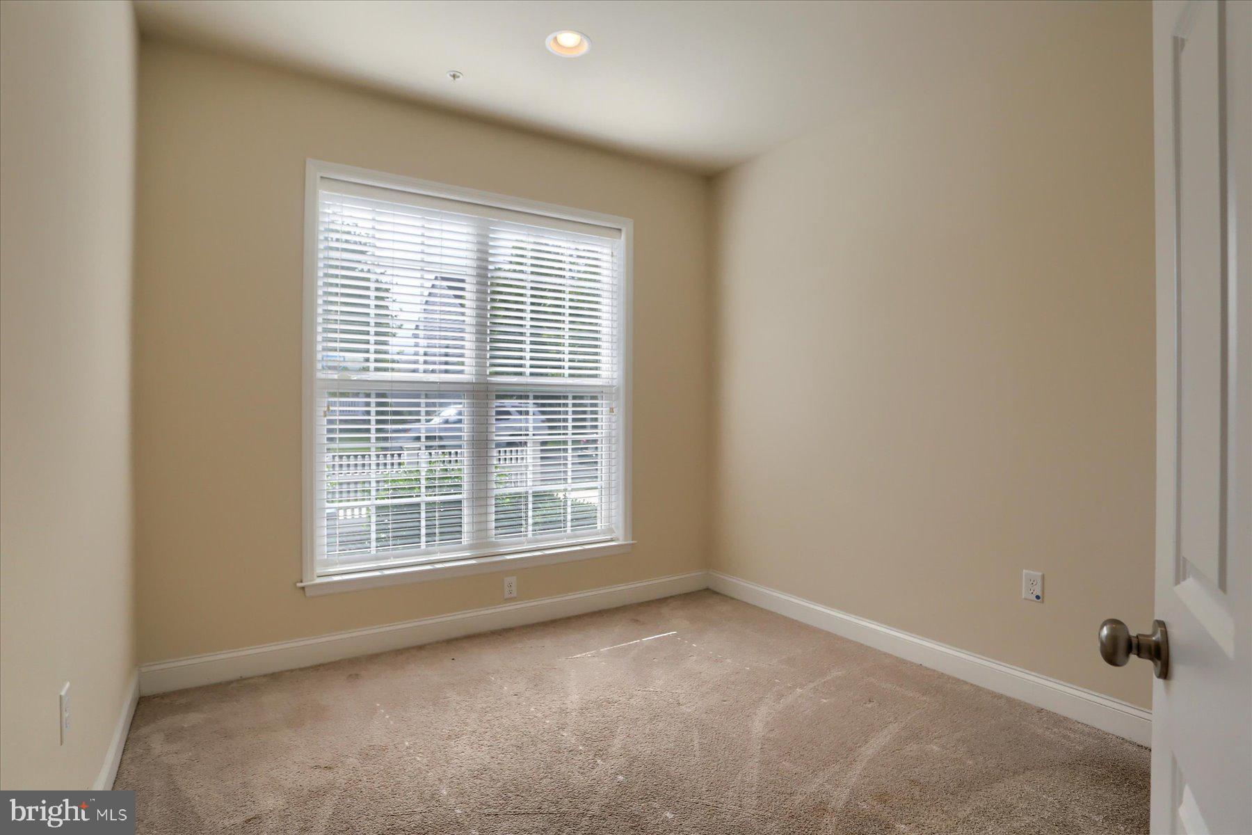 WALDEN - Residential Lease