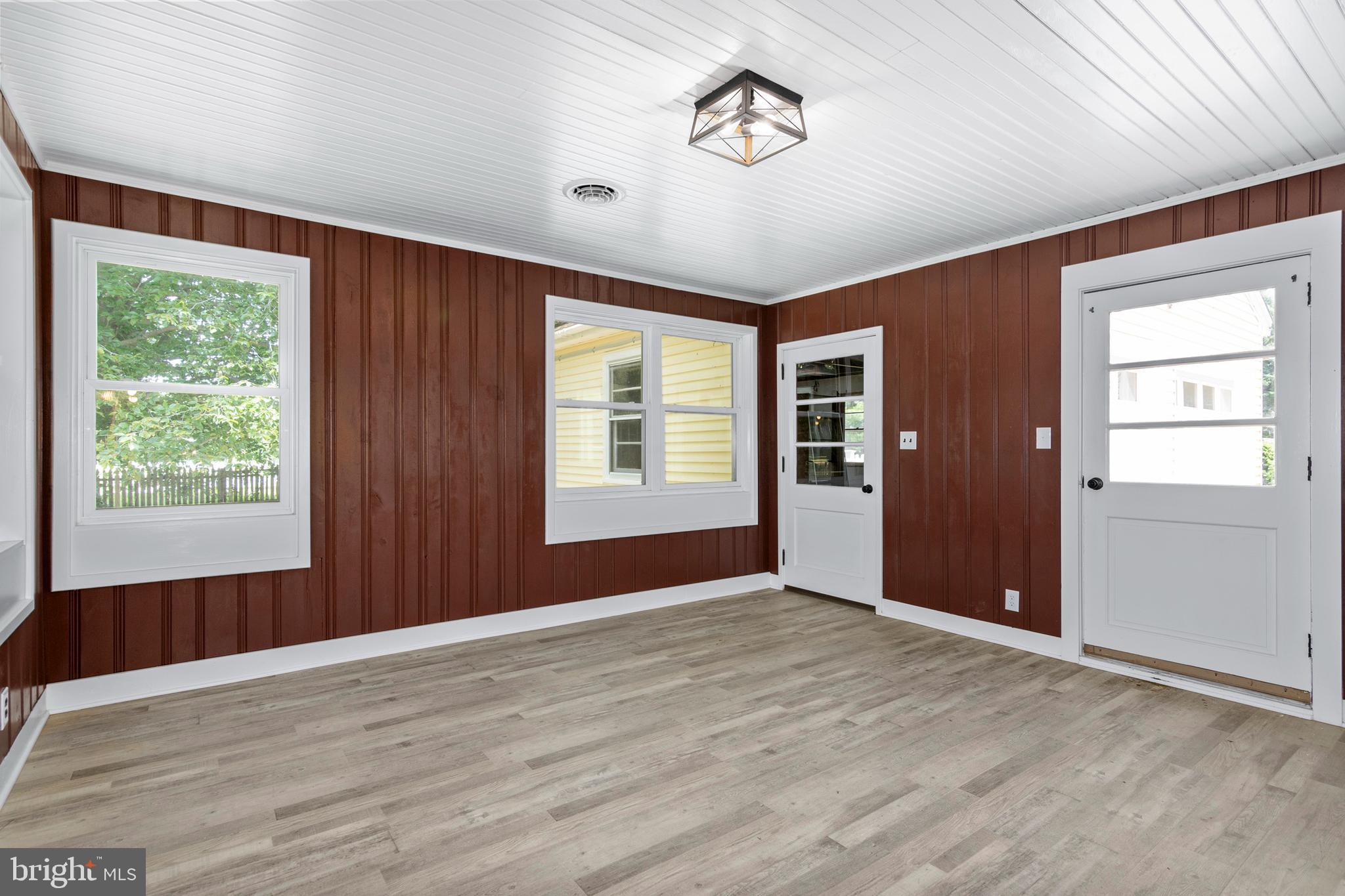 EASTON - Residential