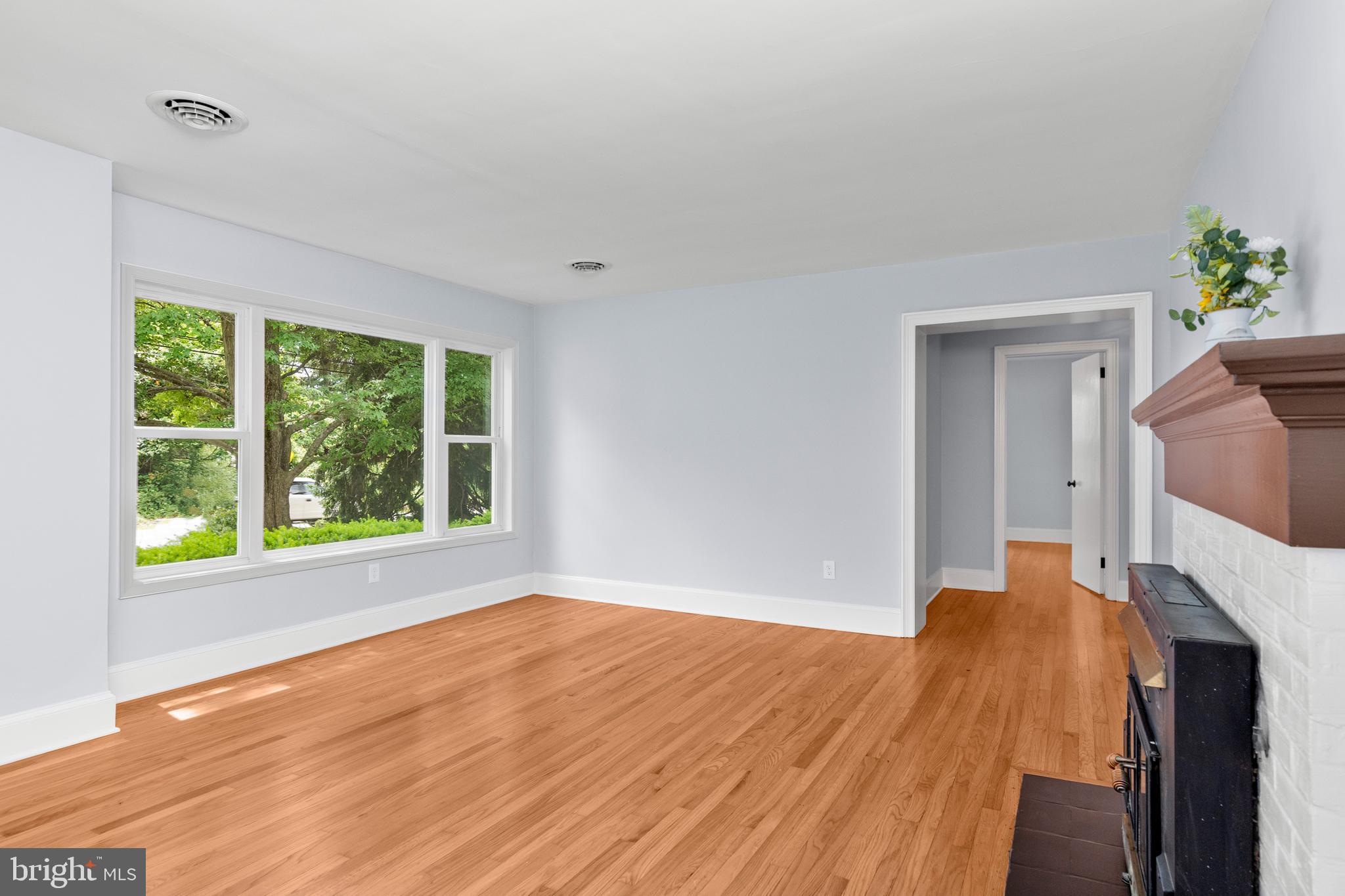 EASTON - Residential