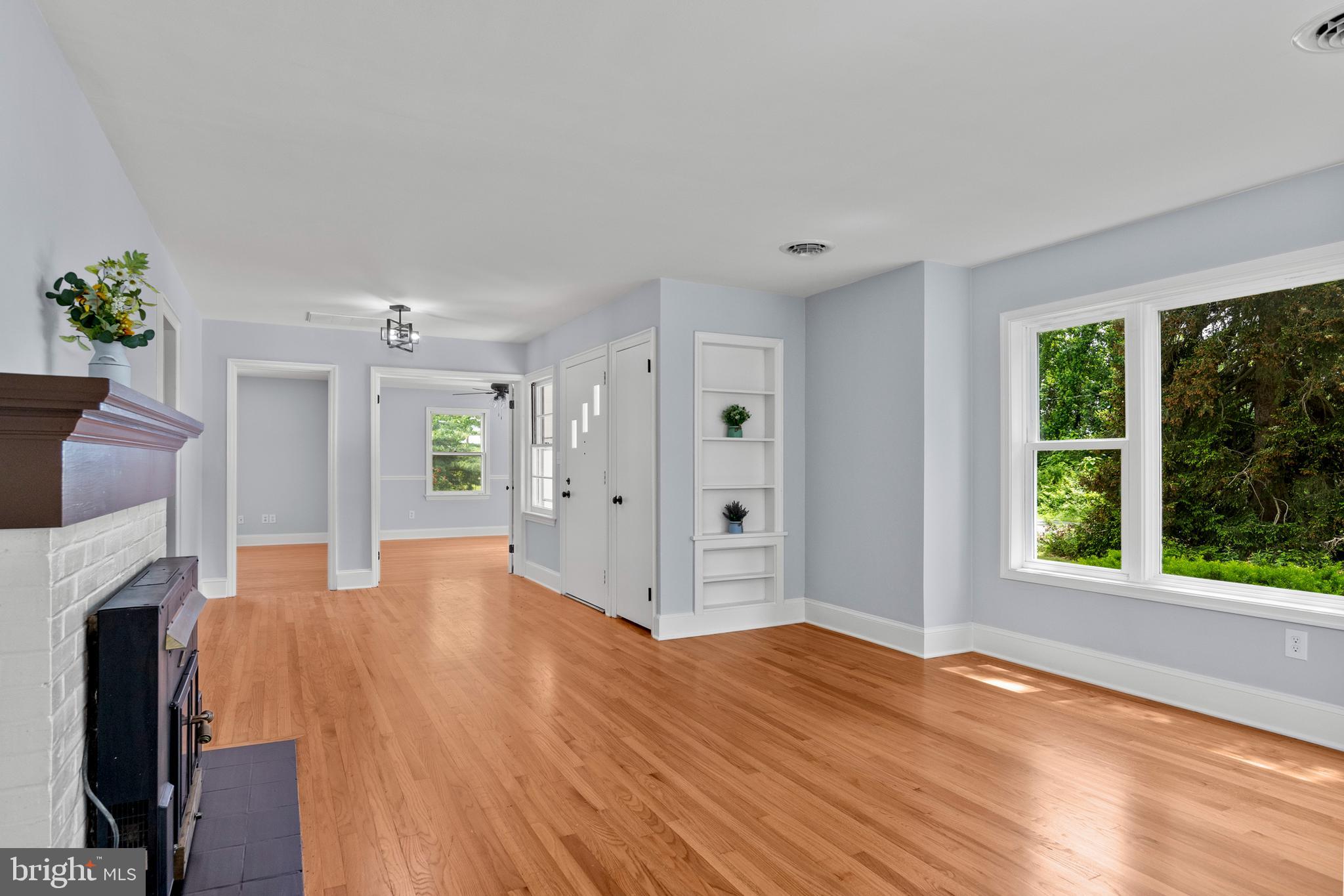 EASTON - Residential