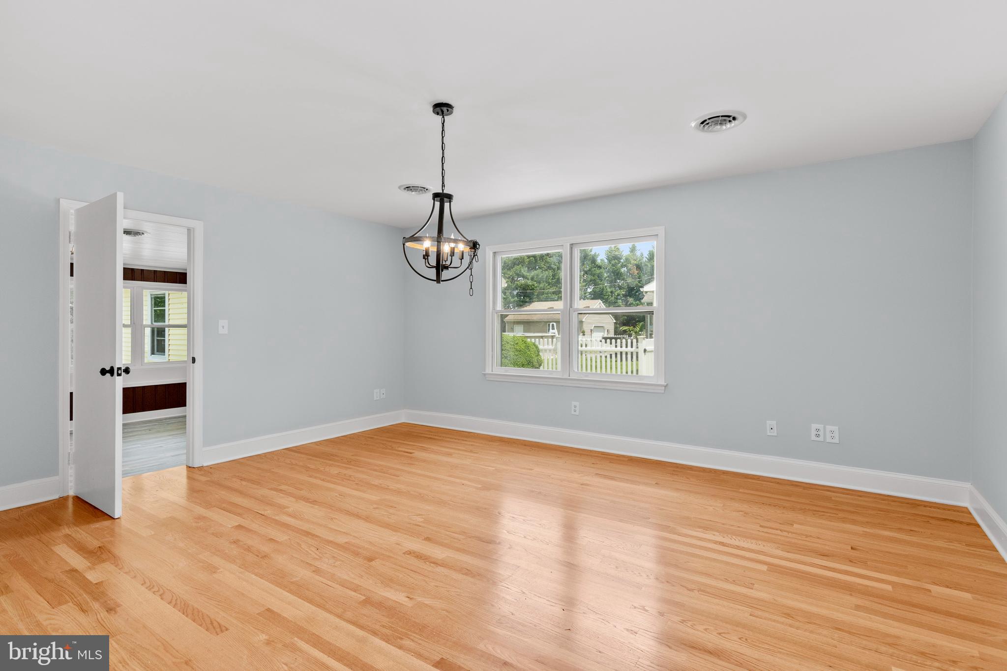 EASTON - Residential