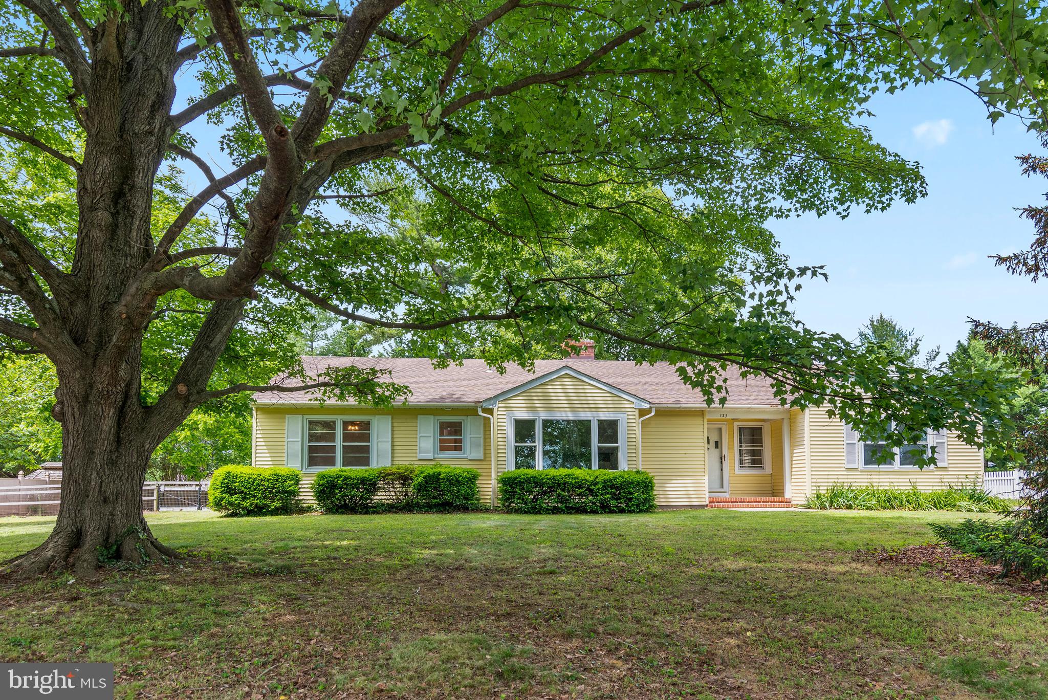 EASTON - Residential