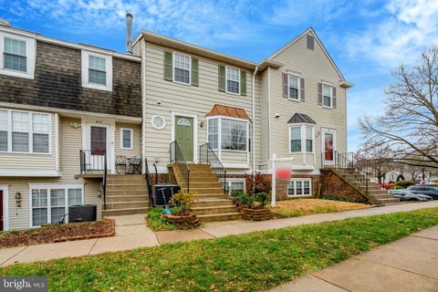 4119 DAWN VALLEY COURT CHANTILLY VA 20151