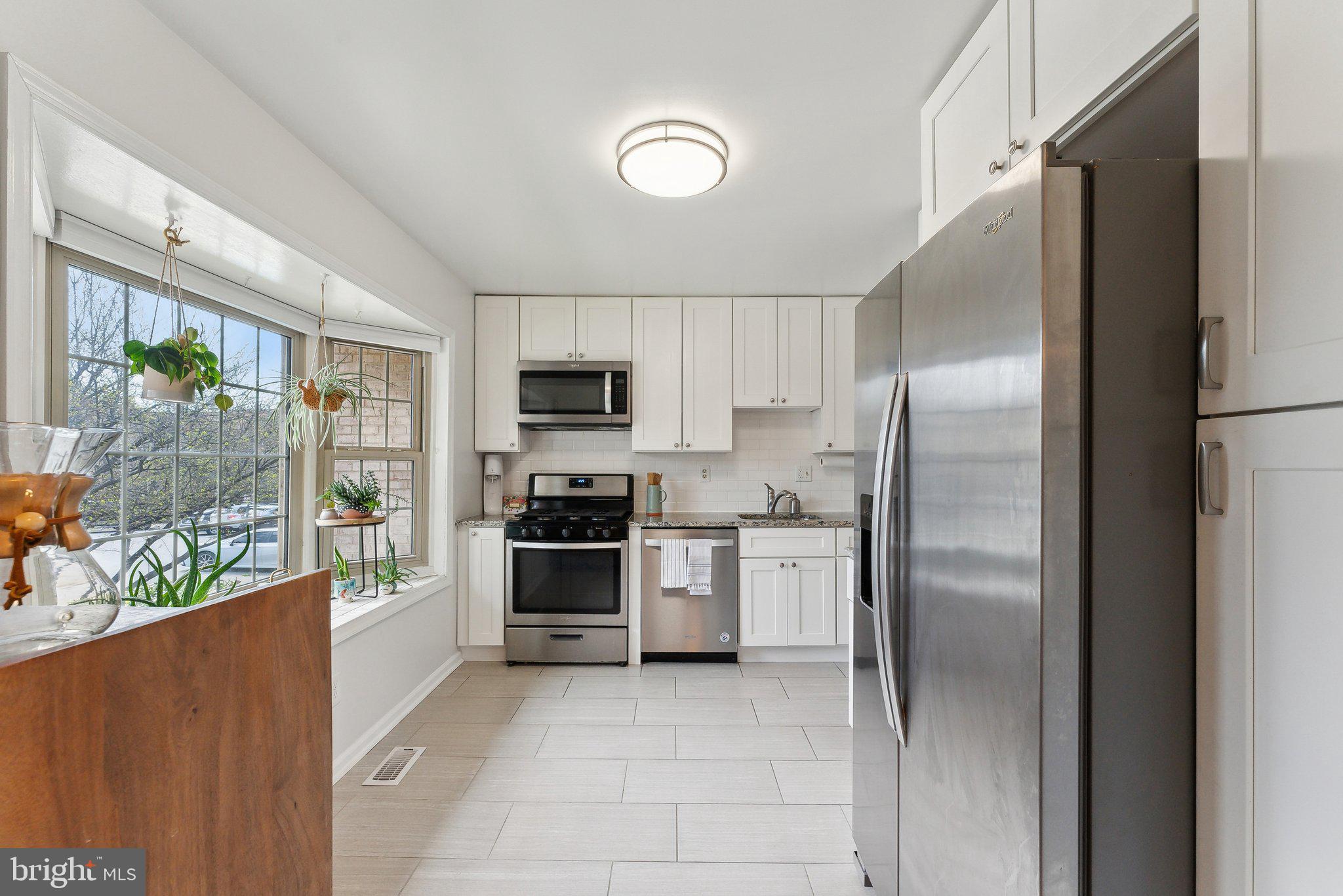 HUNTINGTON AT MT VERNON - Residential