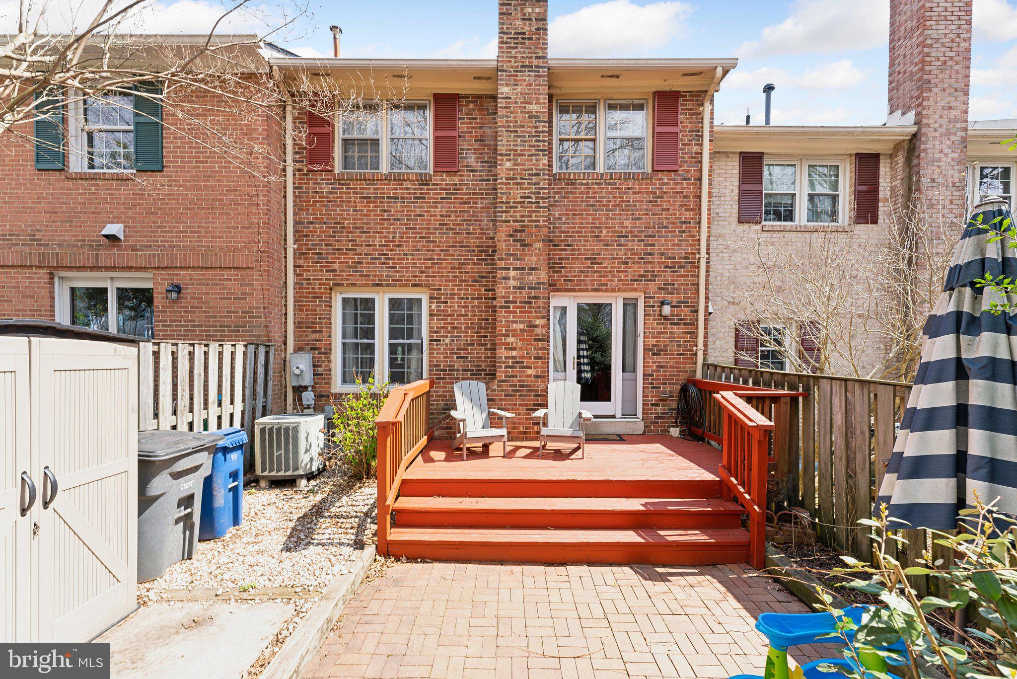 HUNTINGTON AT MT VERNON - Residential