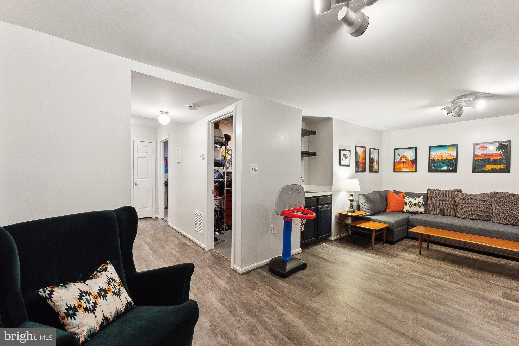 HUNTINGTON AT MT VERNON - Residential