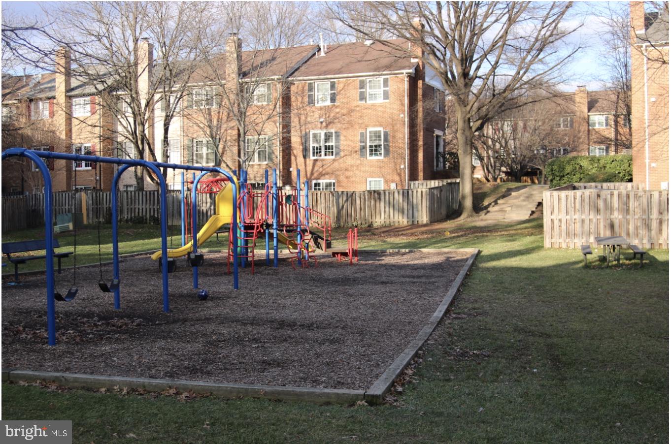 HUNTINGTON AT MT VERNON - Residential