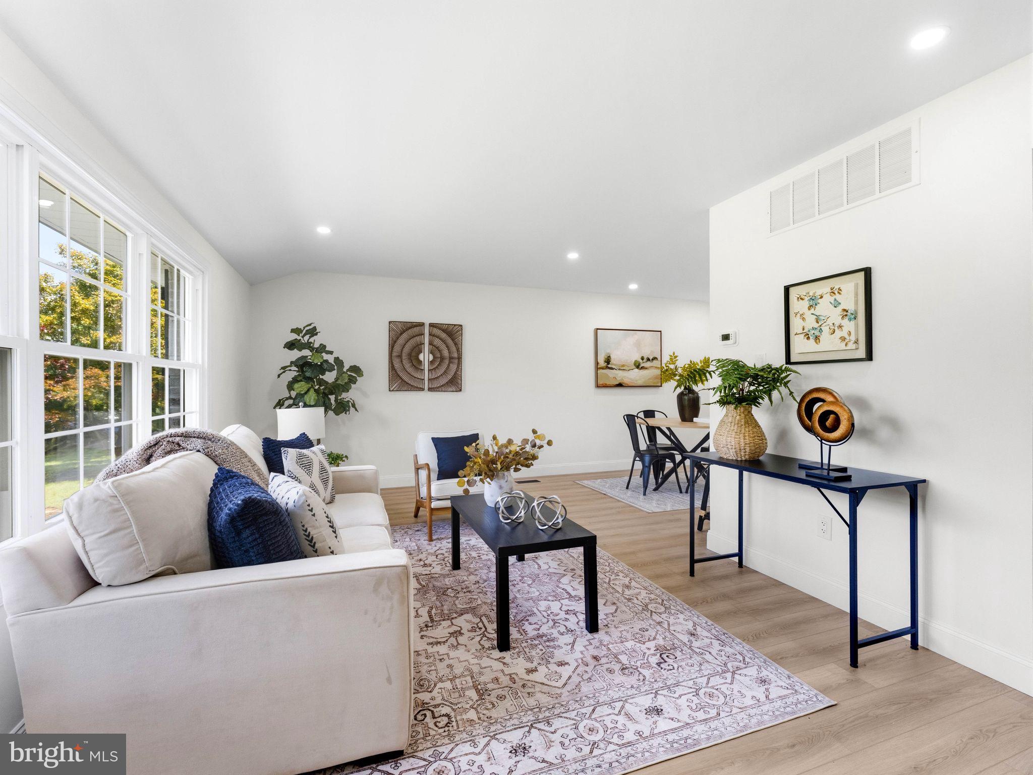 422 BIRCH DRIVE