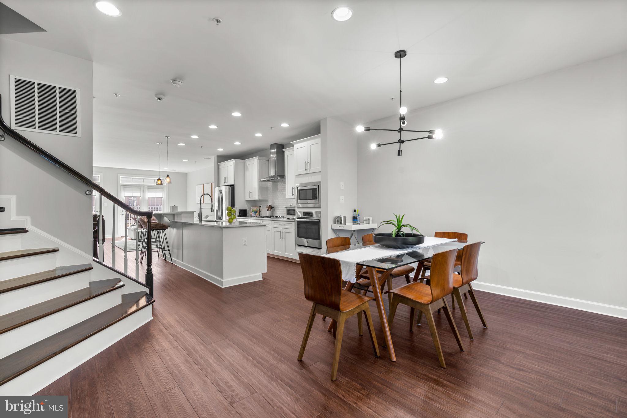 WATKINS MILL TOWN CENTER - Residential