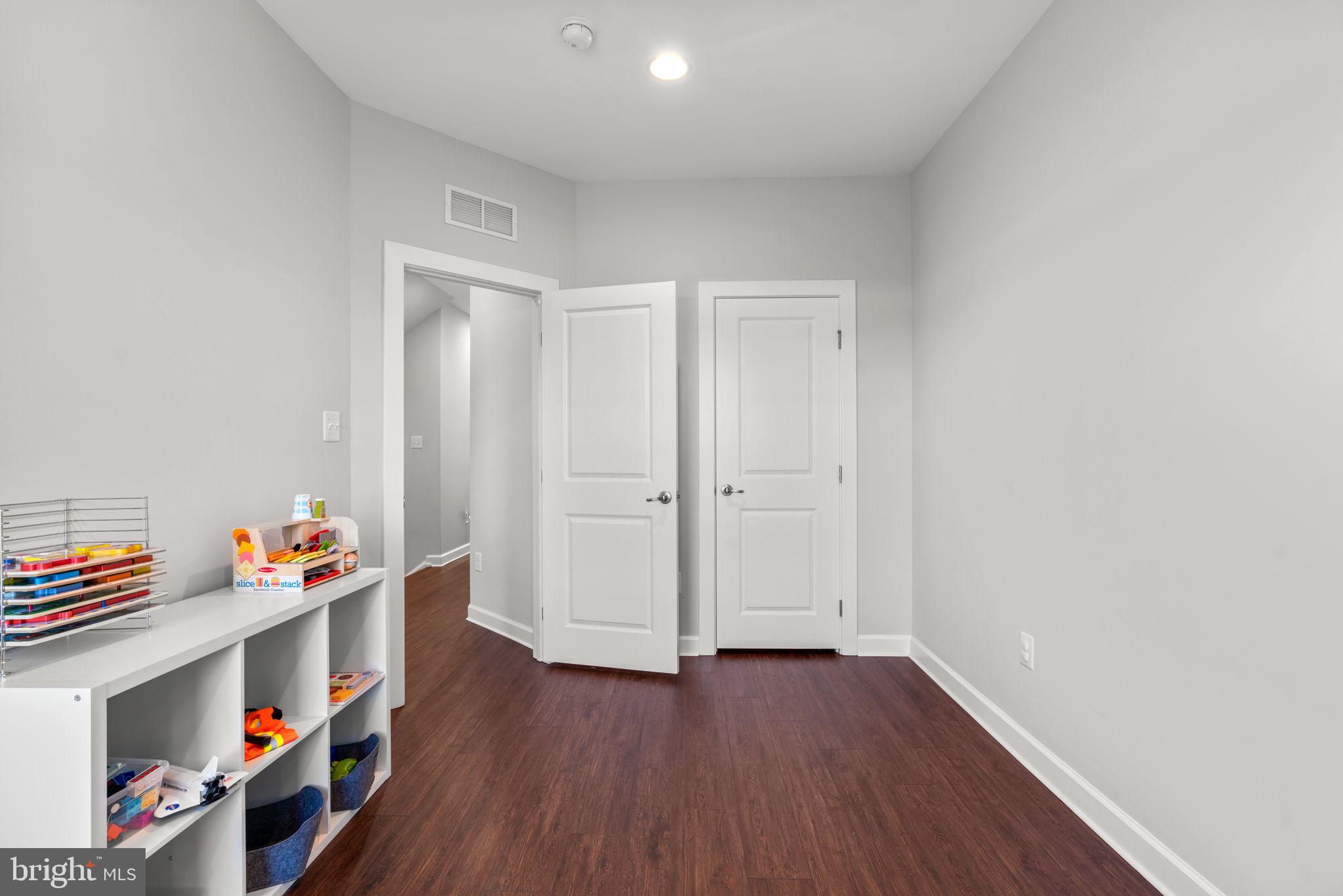 WATKINS MILL TOWN CENTER - Residential