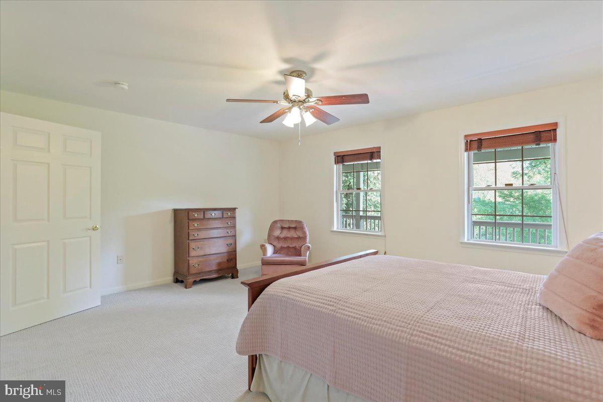 POTOMAC GLEN - Residential