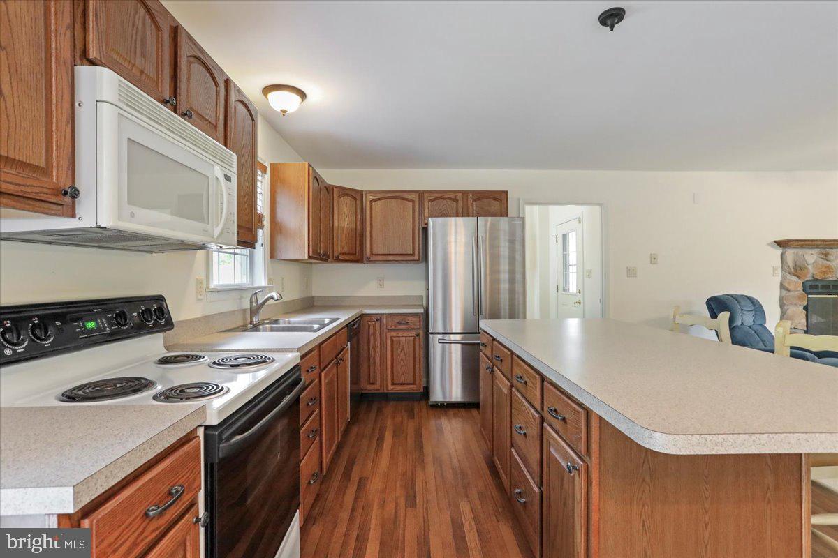 POTOMAC GLEN - Residential