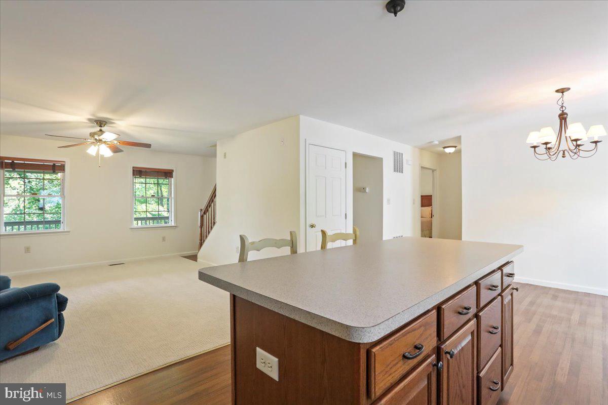 POTOMAC GLEN - Residential