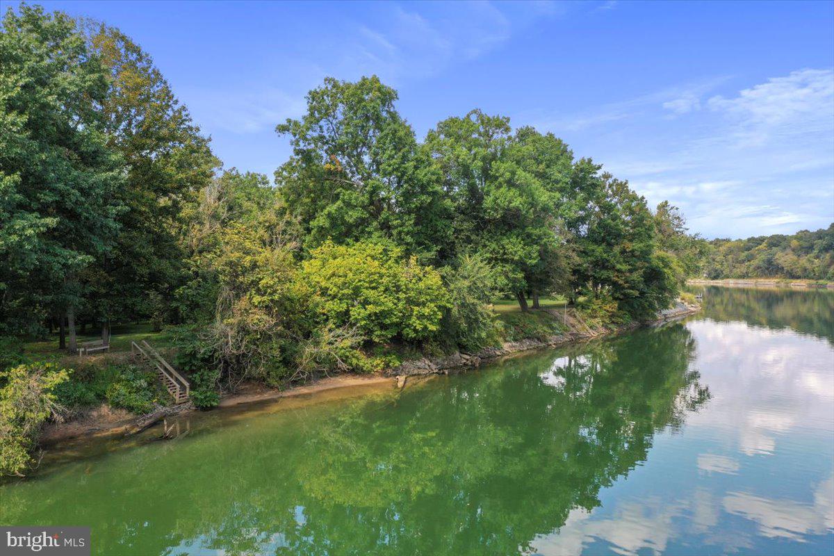 POTOMAC GLEN - Residential