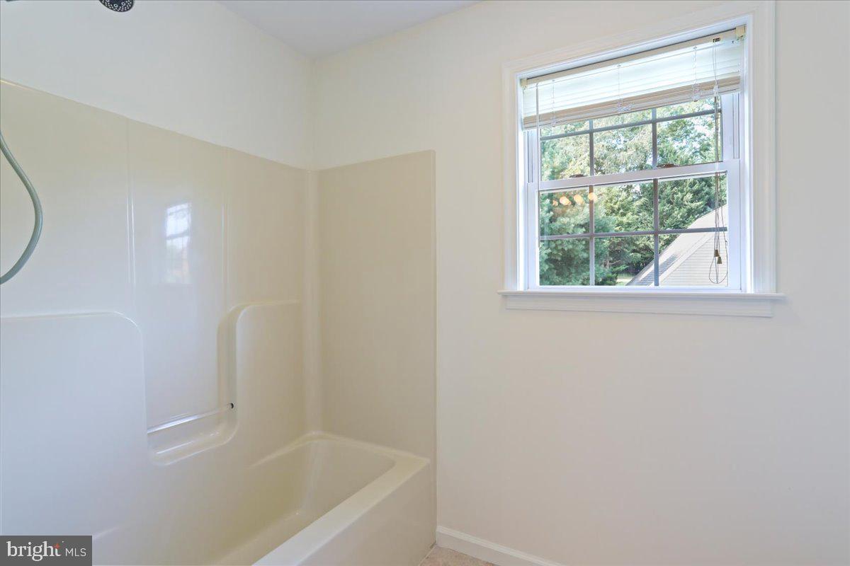 POTOMAC GLEN - Residential