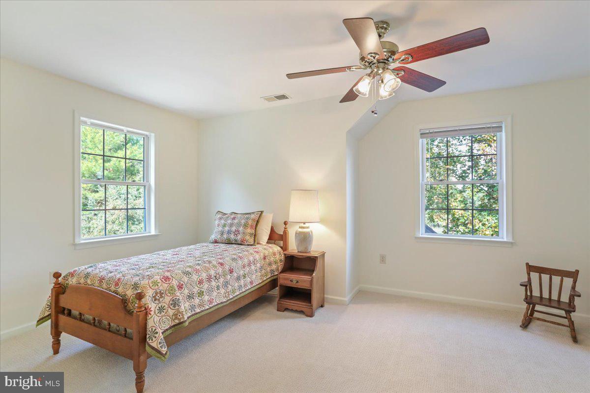 POTOMAC GLEN - Residential