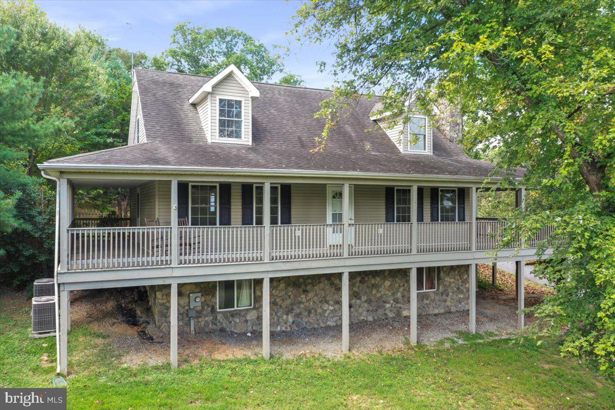 POTOMAC GLEN - Residential