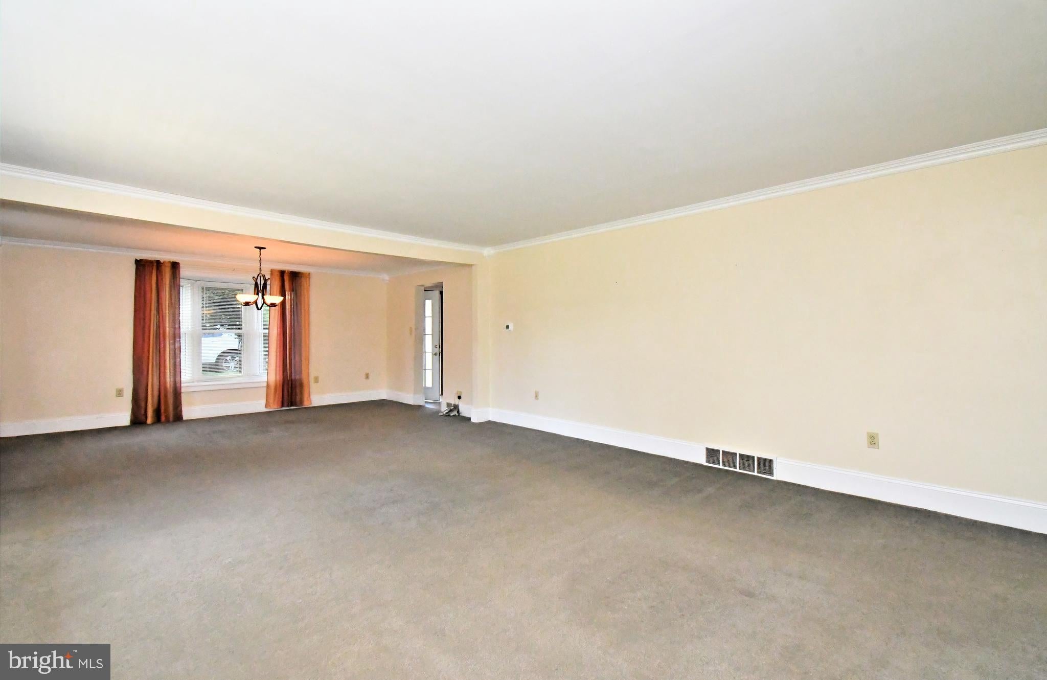 1207 TOWNSHIP LINE ROAD