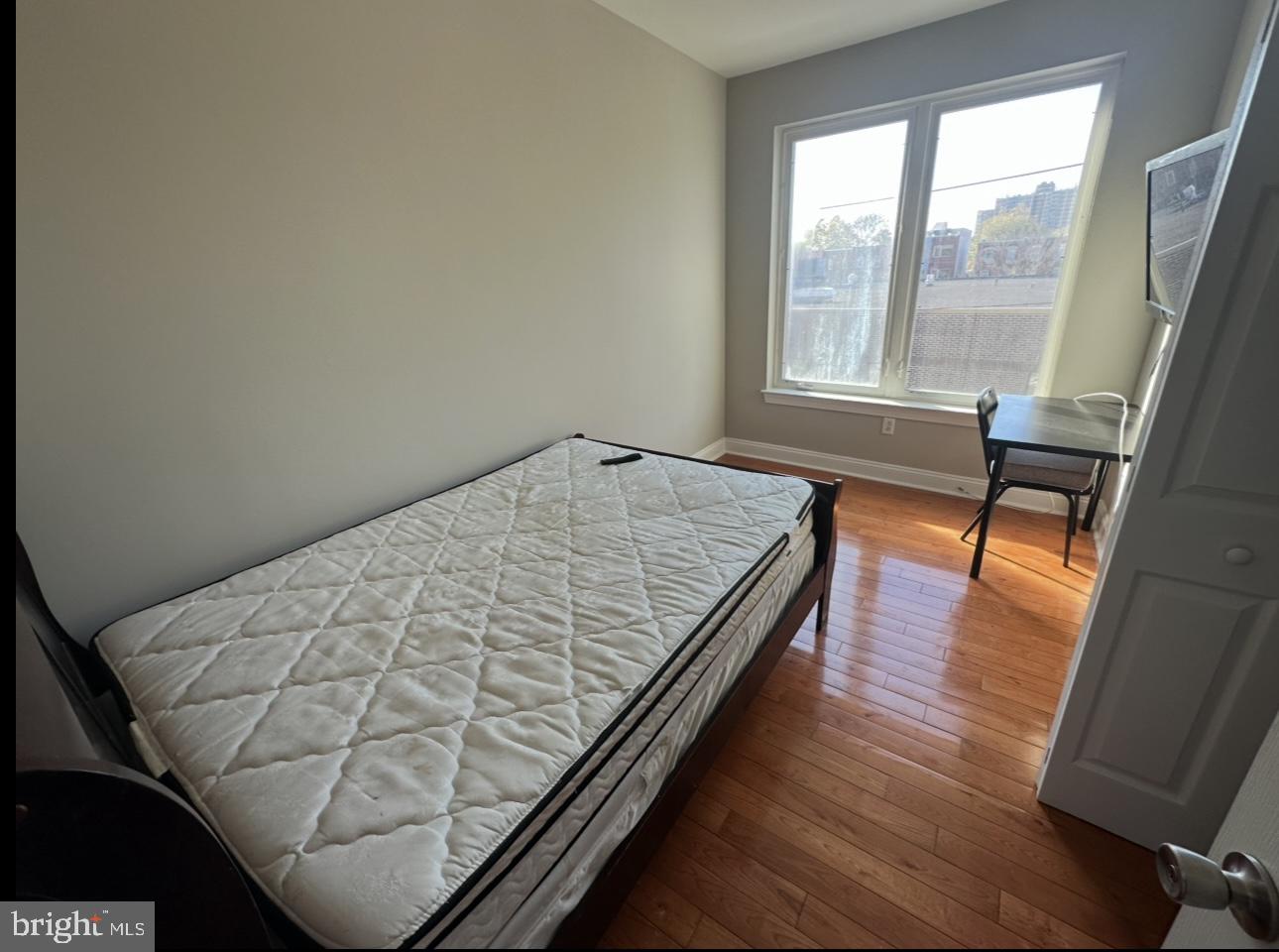 UNIVERSITY CITY - Residential Lease