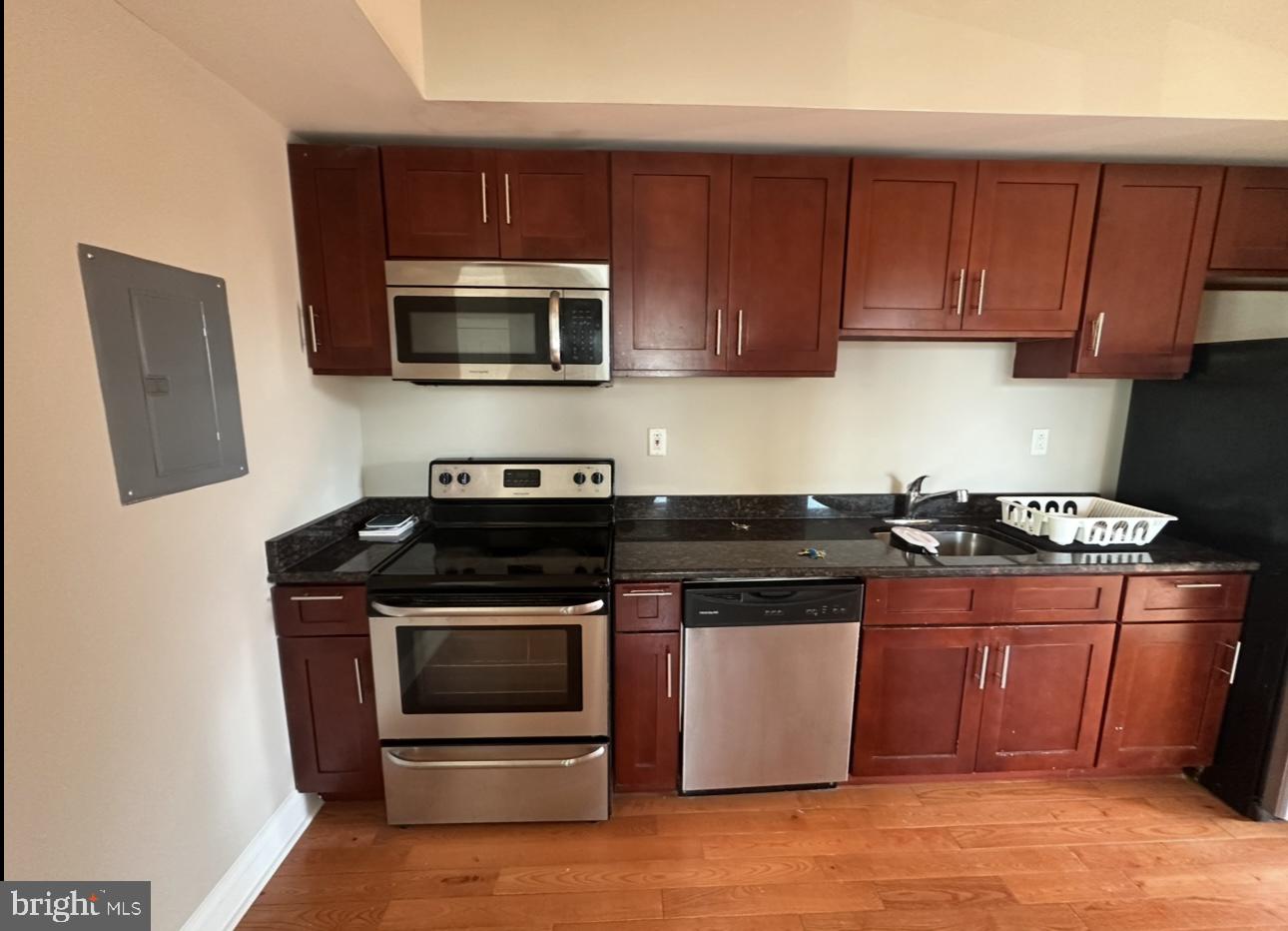 UNIVERSITY CITY - Residential Lease