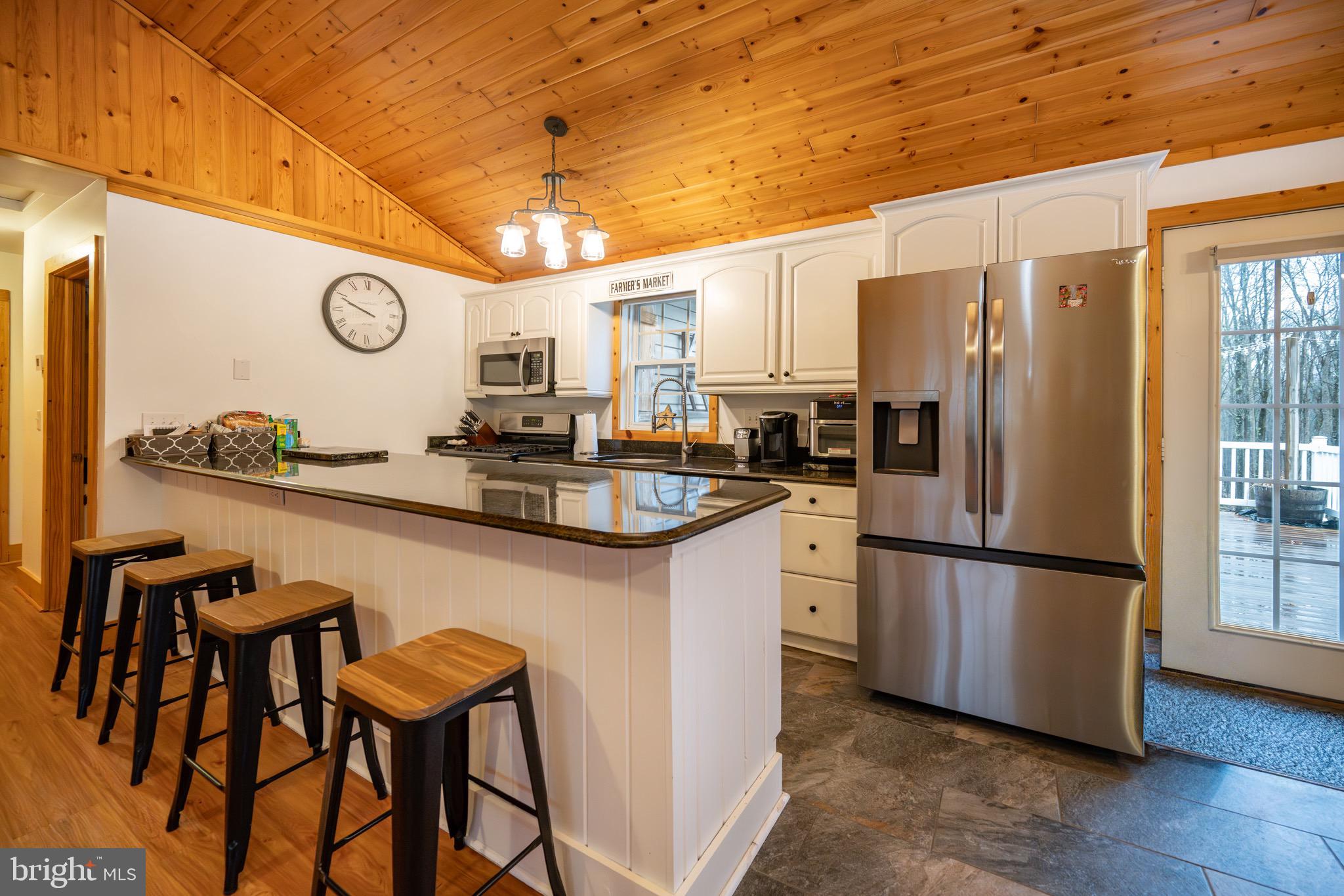 SANG RUN RD - Residential