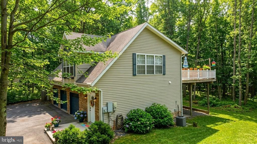 SANG RUN RD - Residential