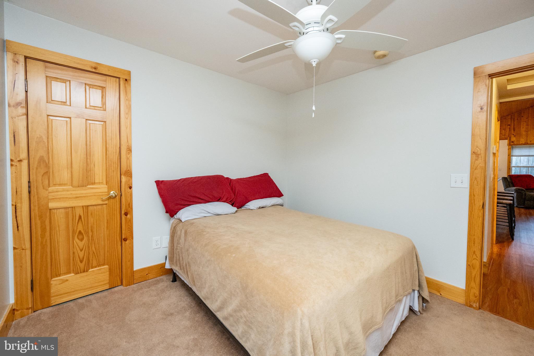 SANG RUN RD - Residential